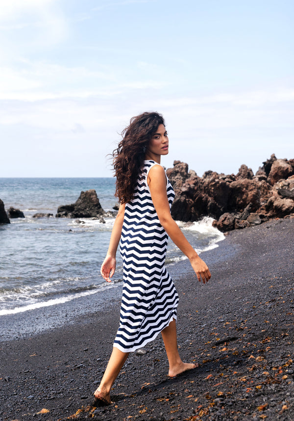 Sleeveless Midi Knit Dress in Zigzag Pattern in Navy and White