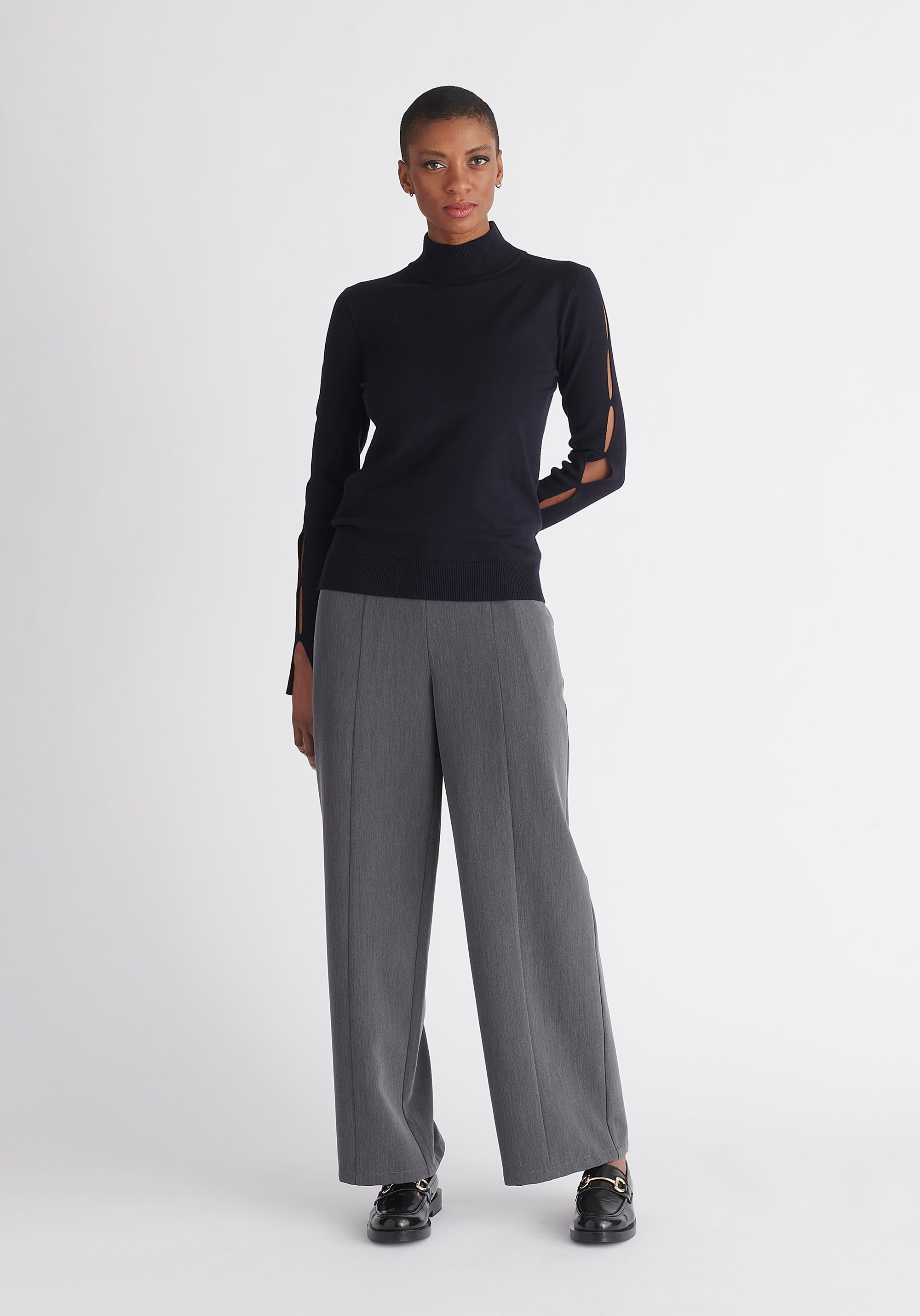 Paisie Knitted Cut Out Sleeve Top in Navy