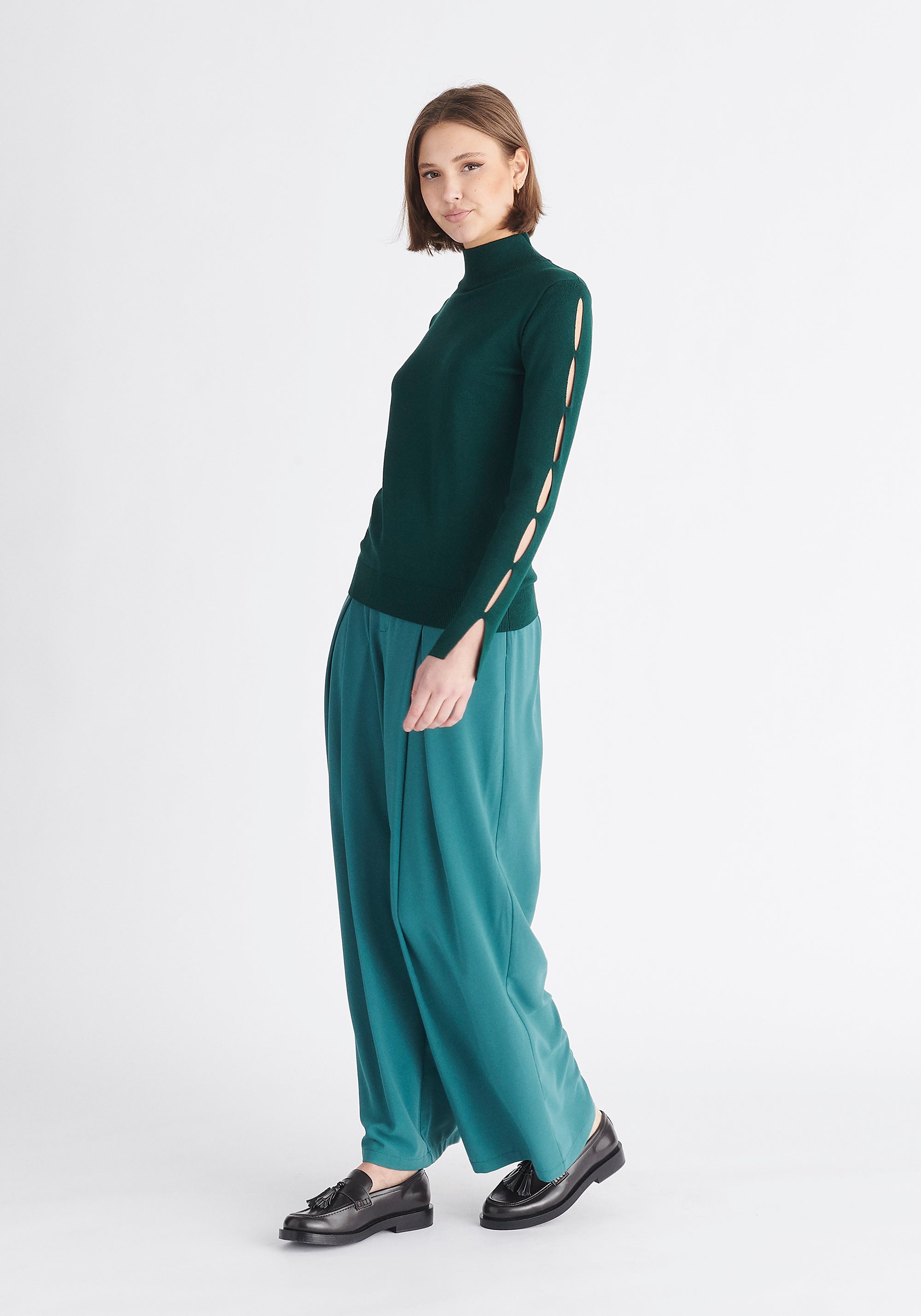 Paisie Knitted Cut Out Sleeve Top in Dark Green Side