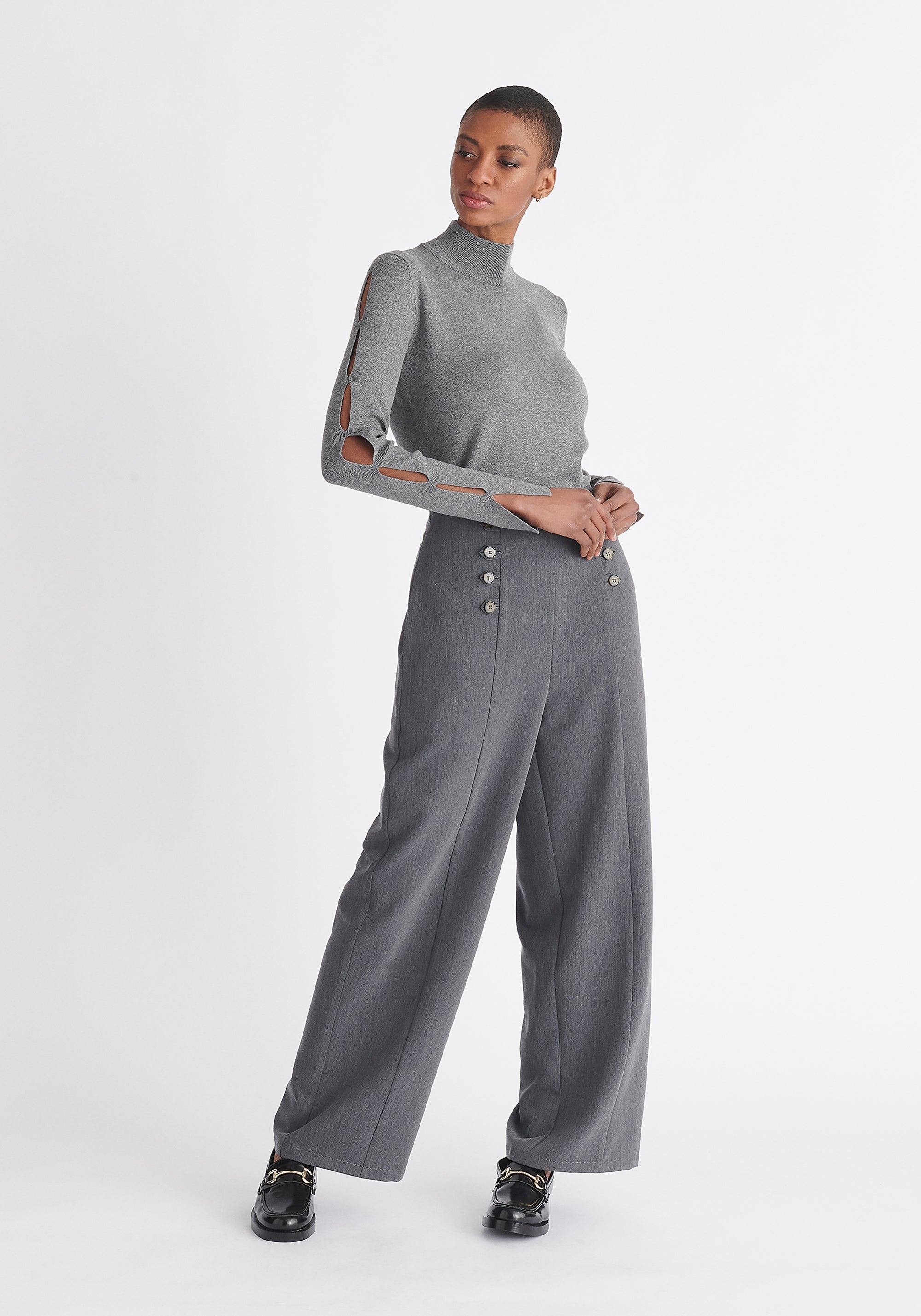 Paisie Knitted Cut Out Sleeve Top in Grey