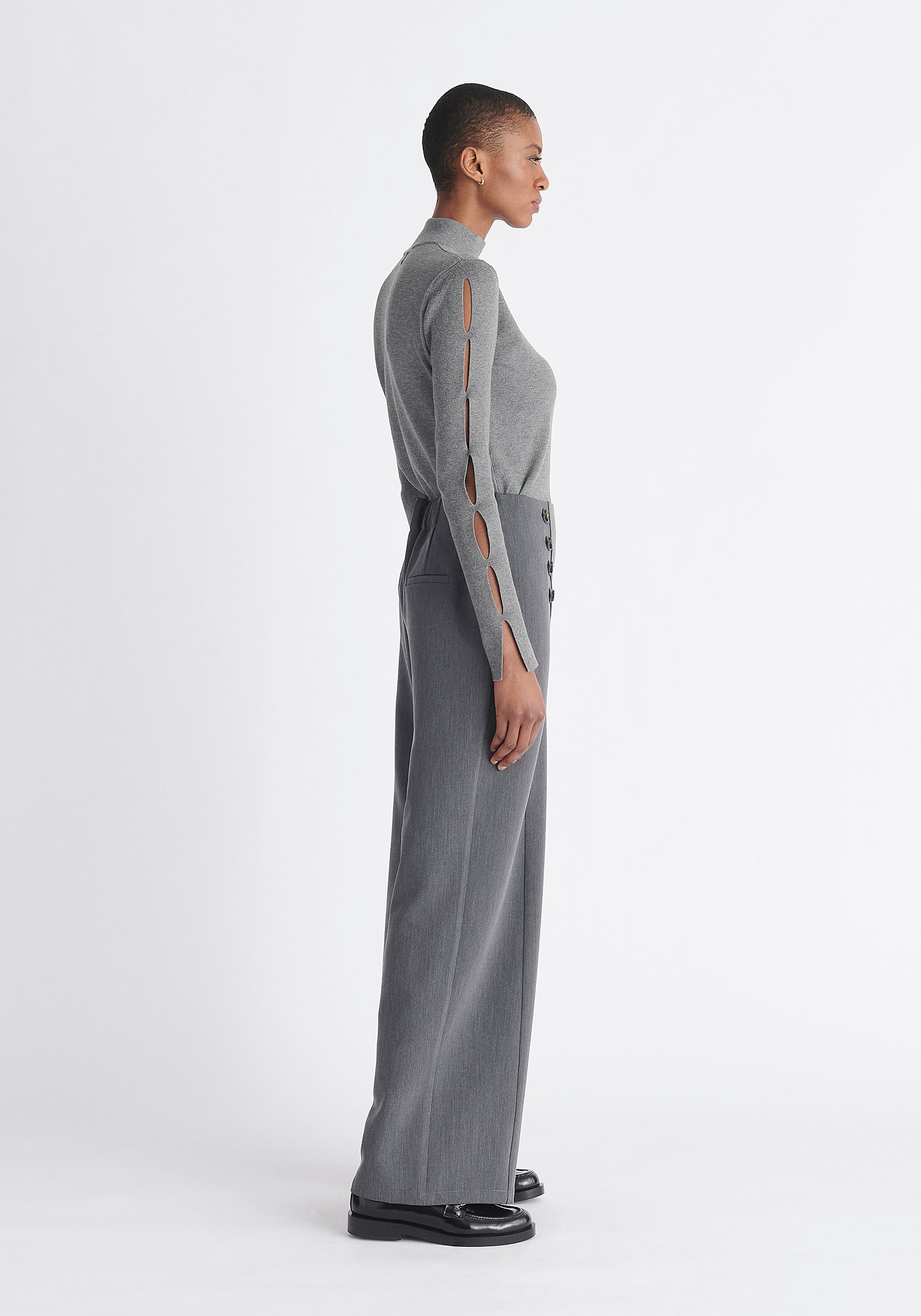 Paisie Knitted Cut Out Sleeve Top in Grey Side