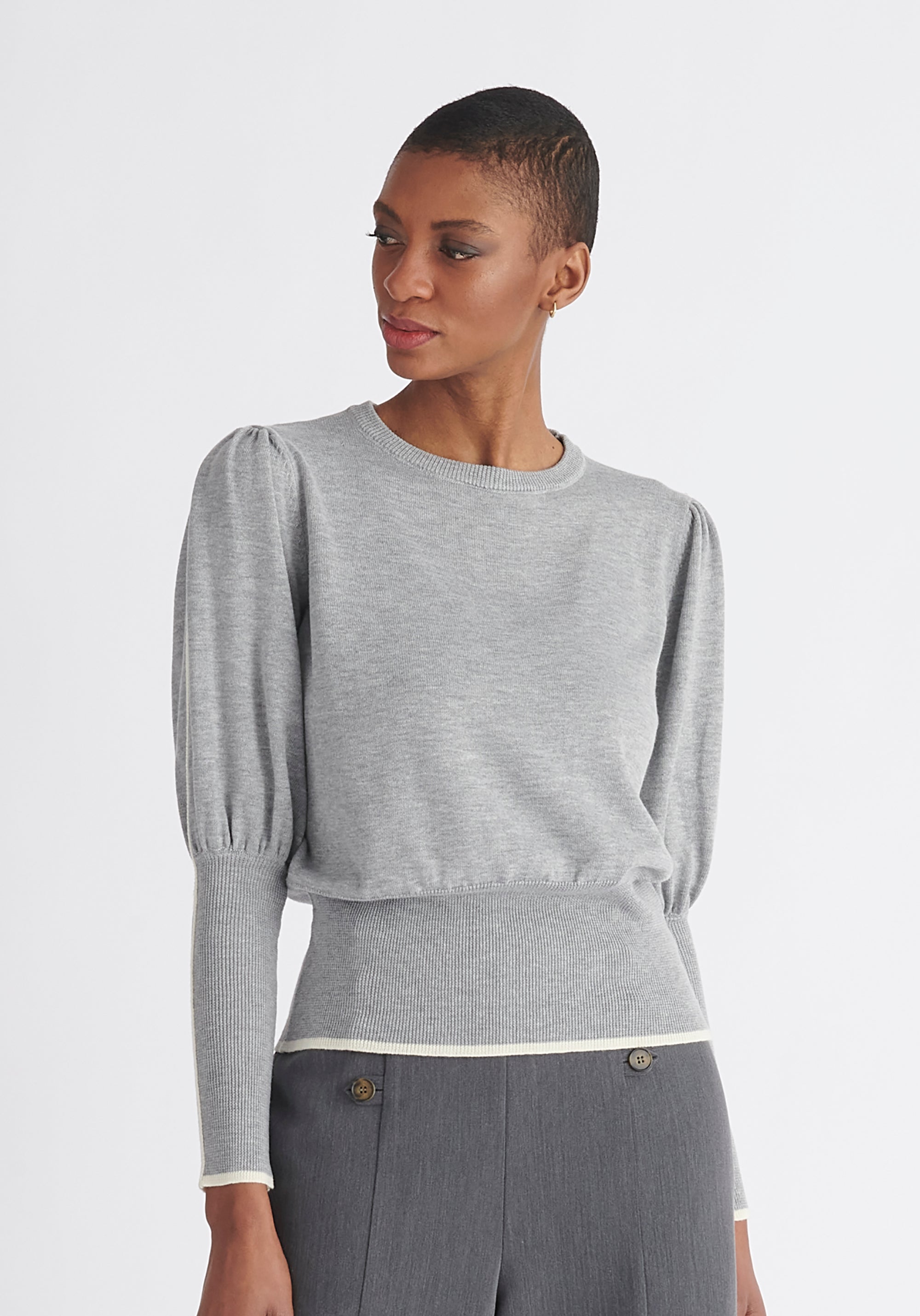 Paisie Contrast Colour Edge Knitted Top in Light Grey