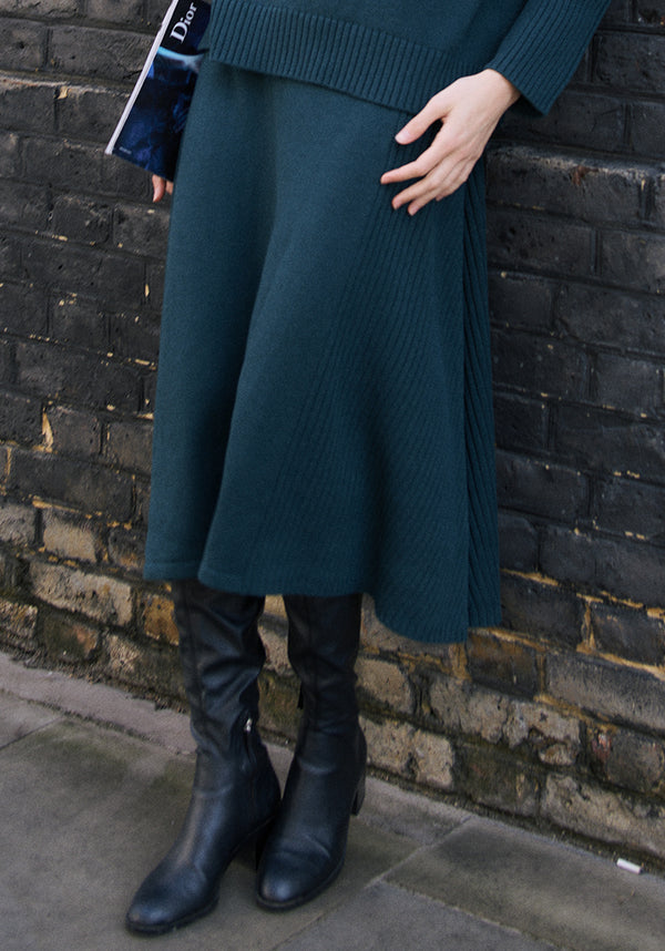 Knitted A-Line Midi Skirt with Ribbed Details