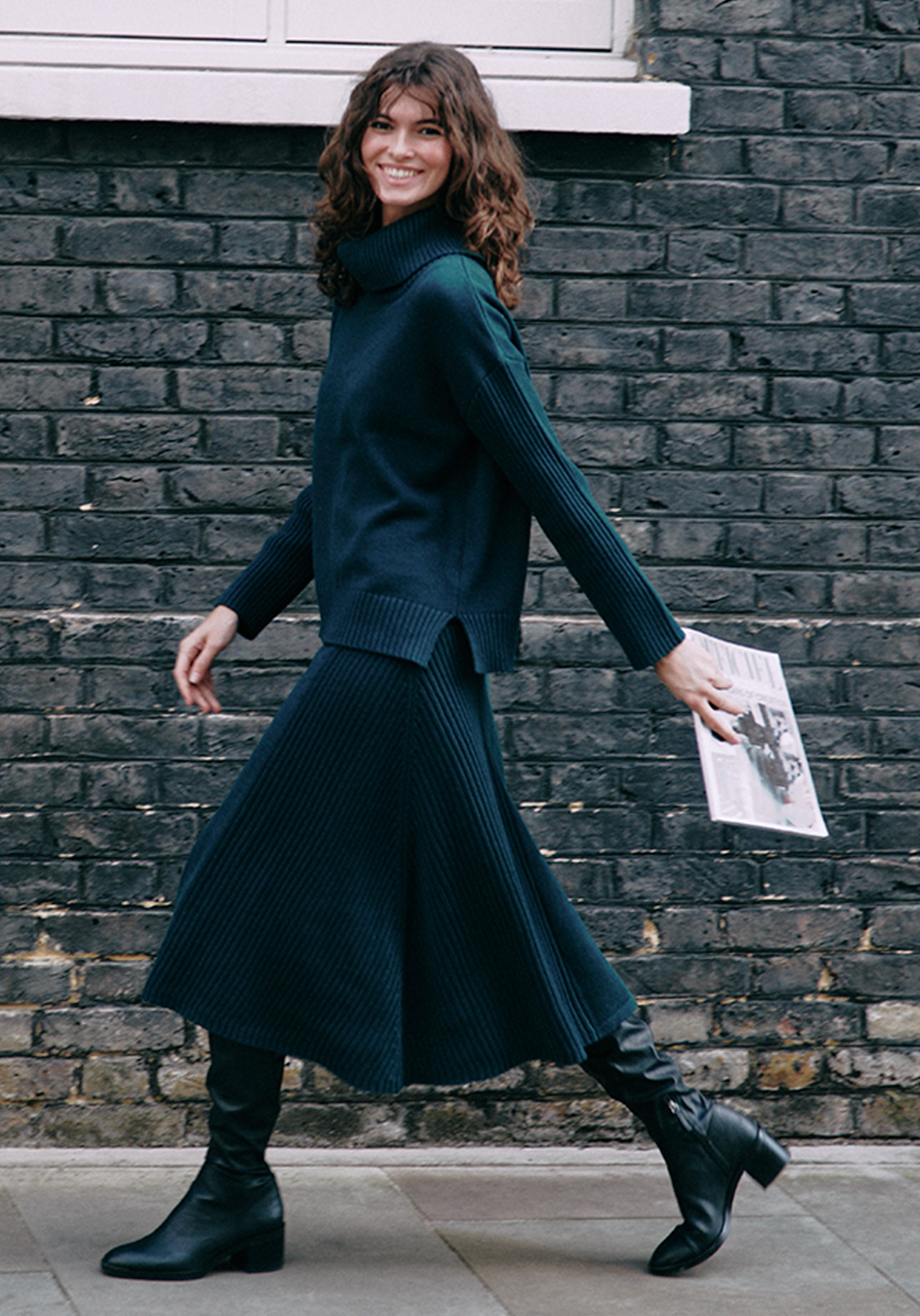 Knitted A-Line Midi Skirt with Ribbed Details