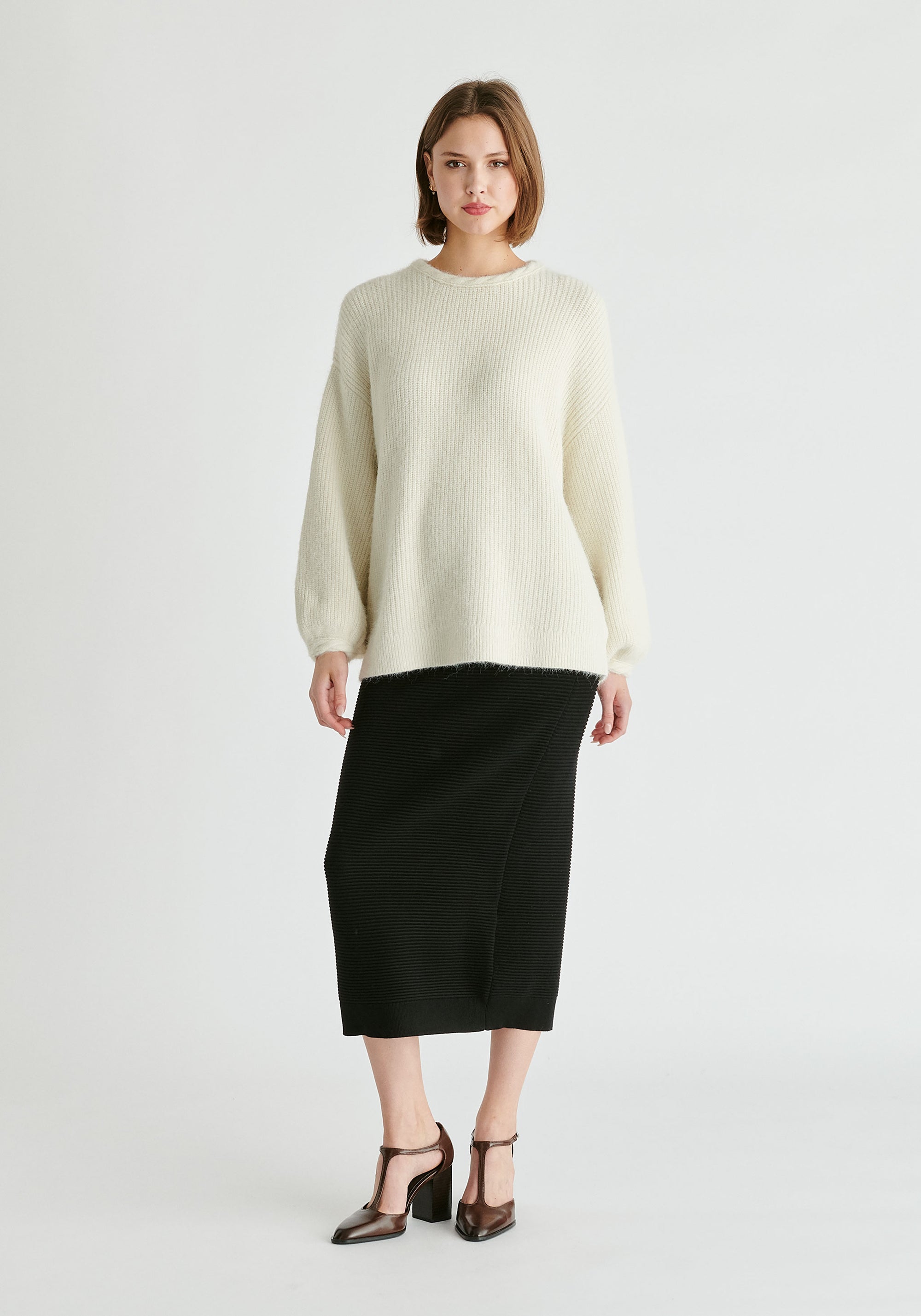 Balloon Sleeves Jumper with Cable Details in White Front