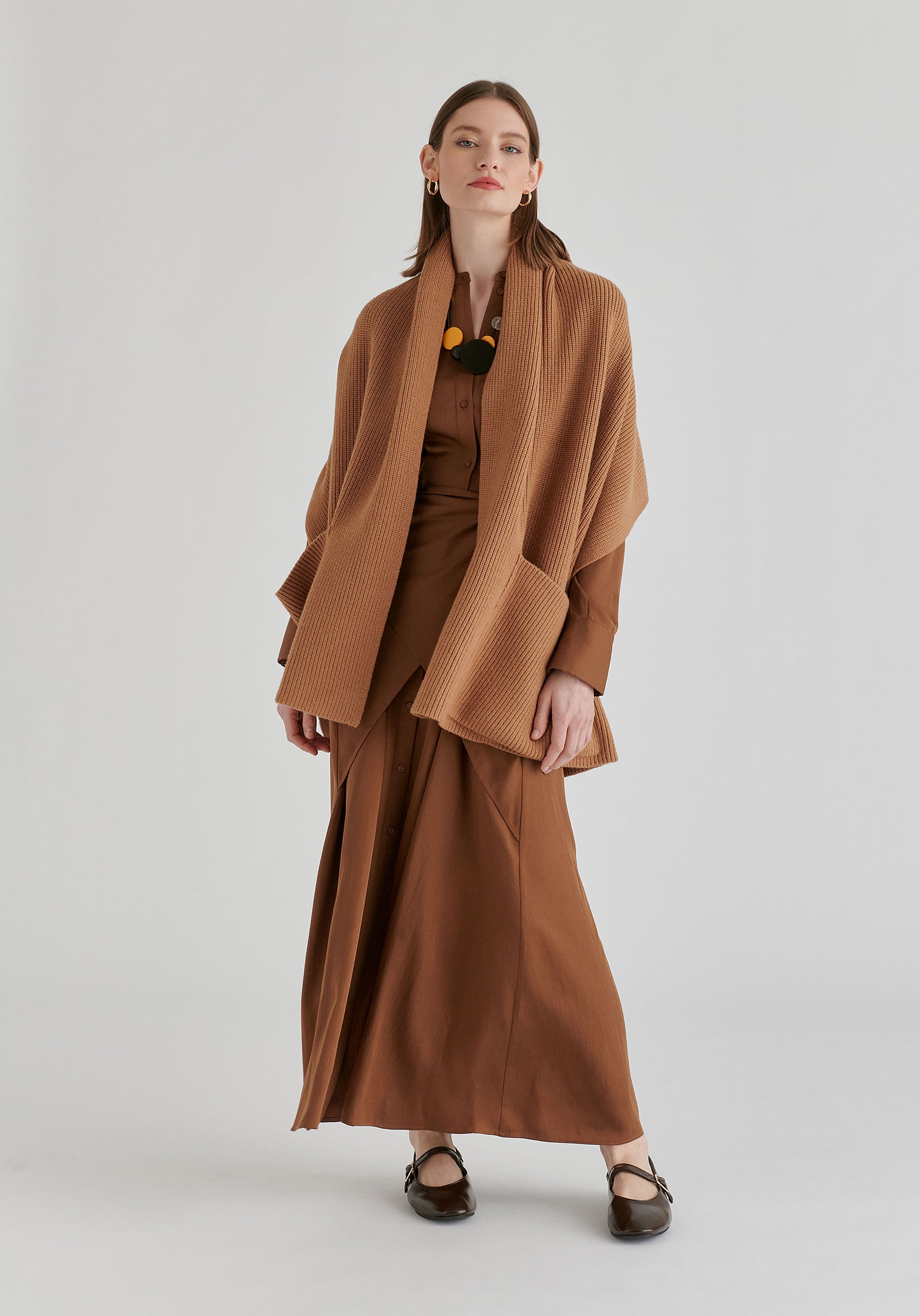 Ribbed Scarf Wrap with Front Pockets in Camel Front