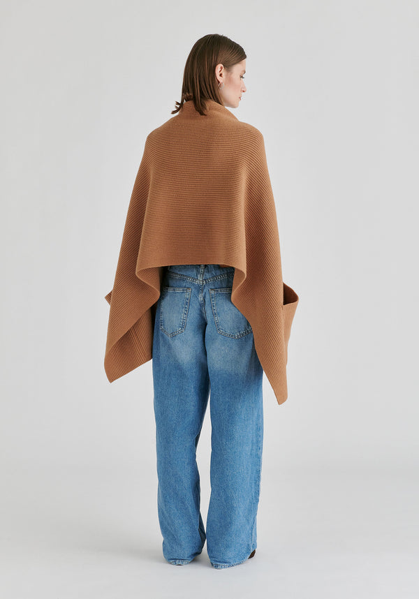 Ribbed Scarf Wrap with Front Pockets in Camel Back