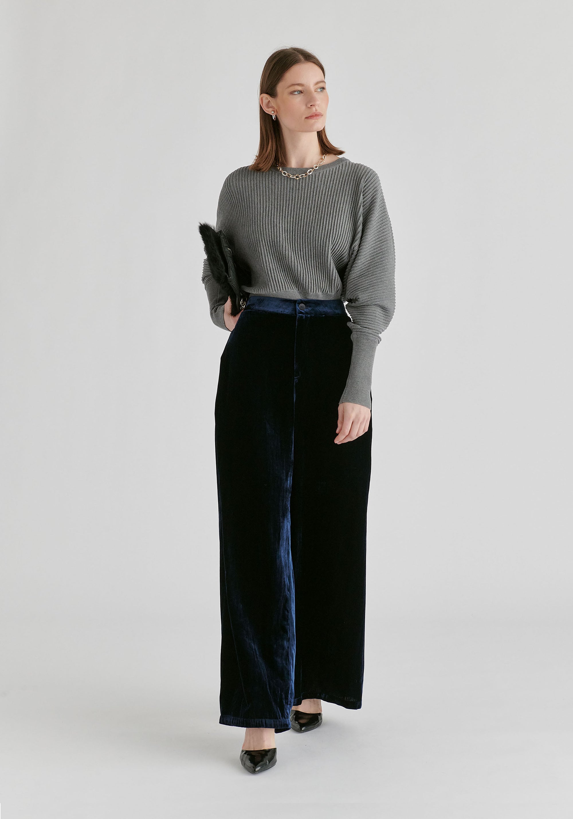Ribbed Batwing Sleeve Knit Top with Fitted Waist