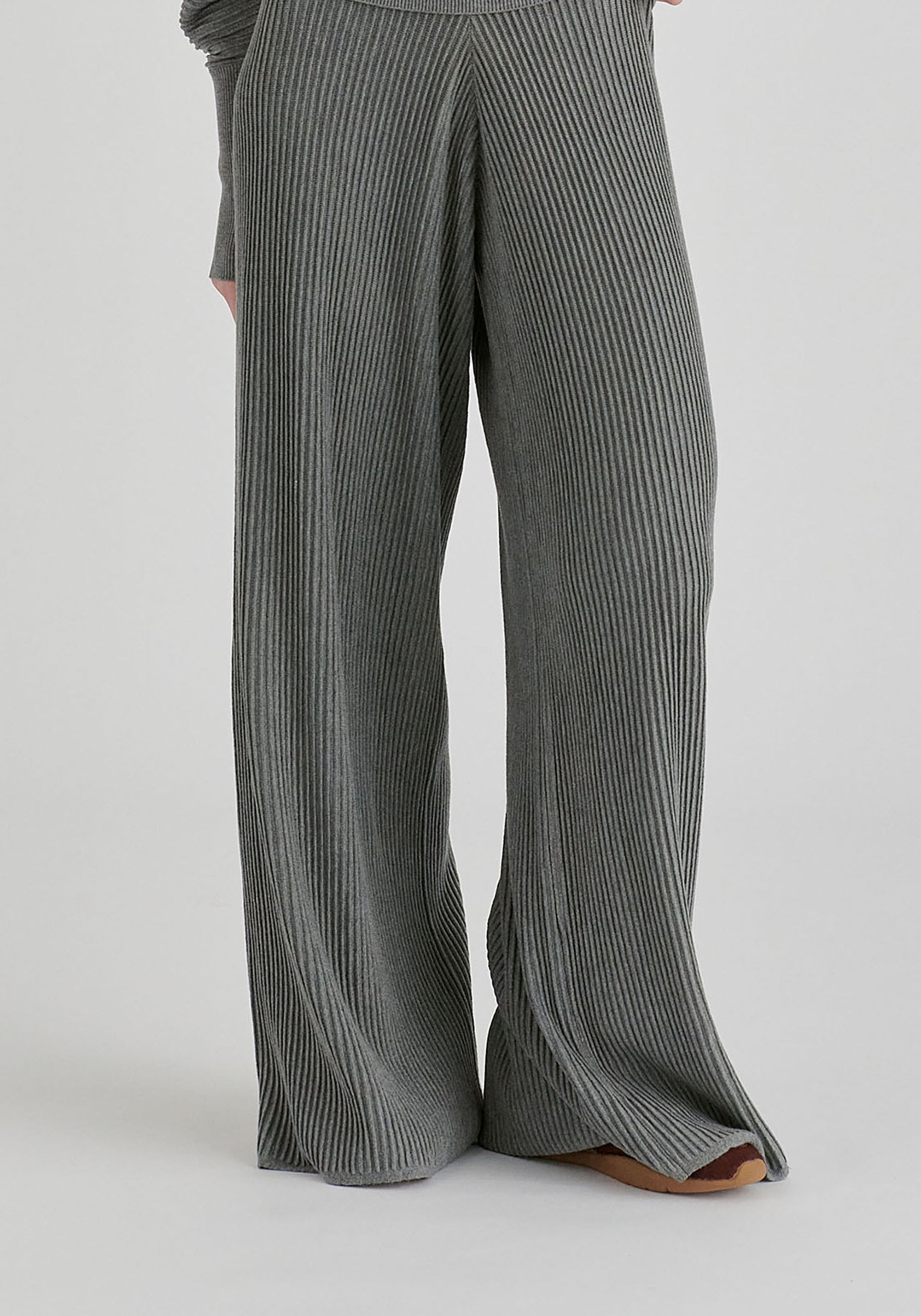 Ribbed Trousers with Wide Waistband