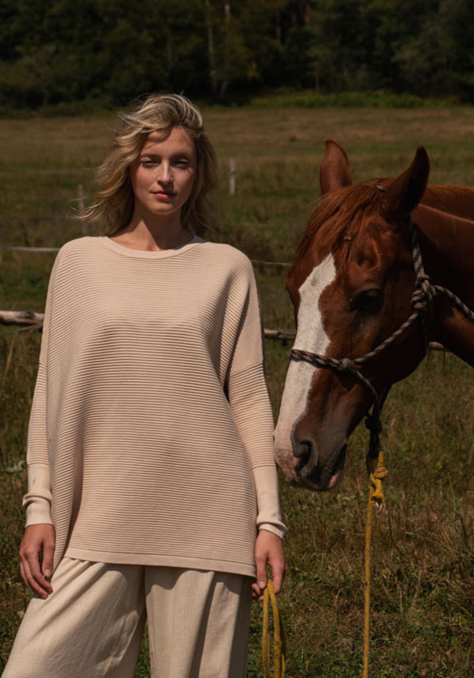 Paisie Ribbed Jumper in Beige