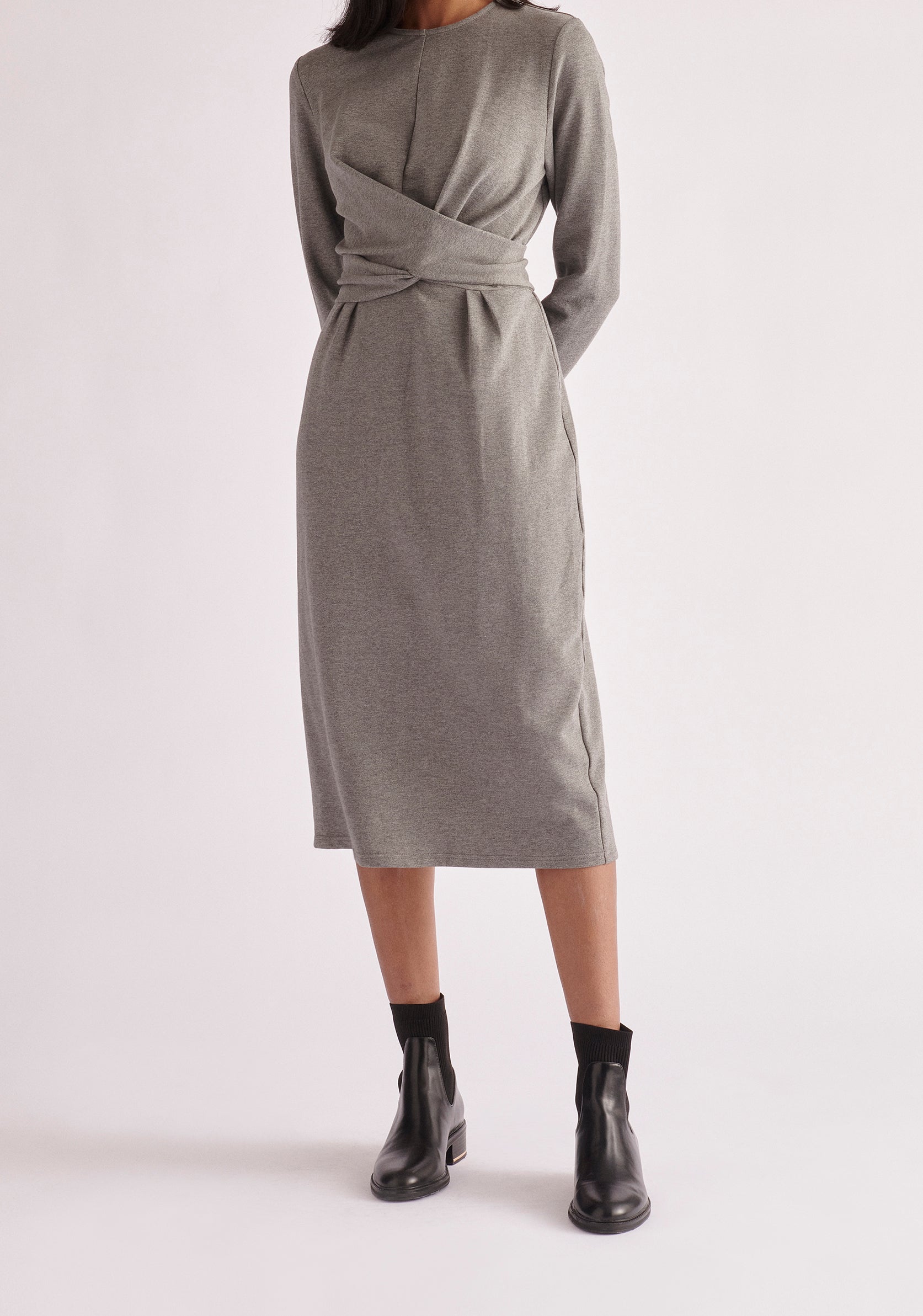Paisie Midi Jersey Tie Dress in Grey
