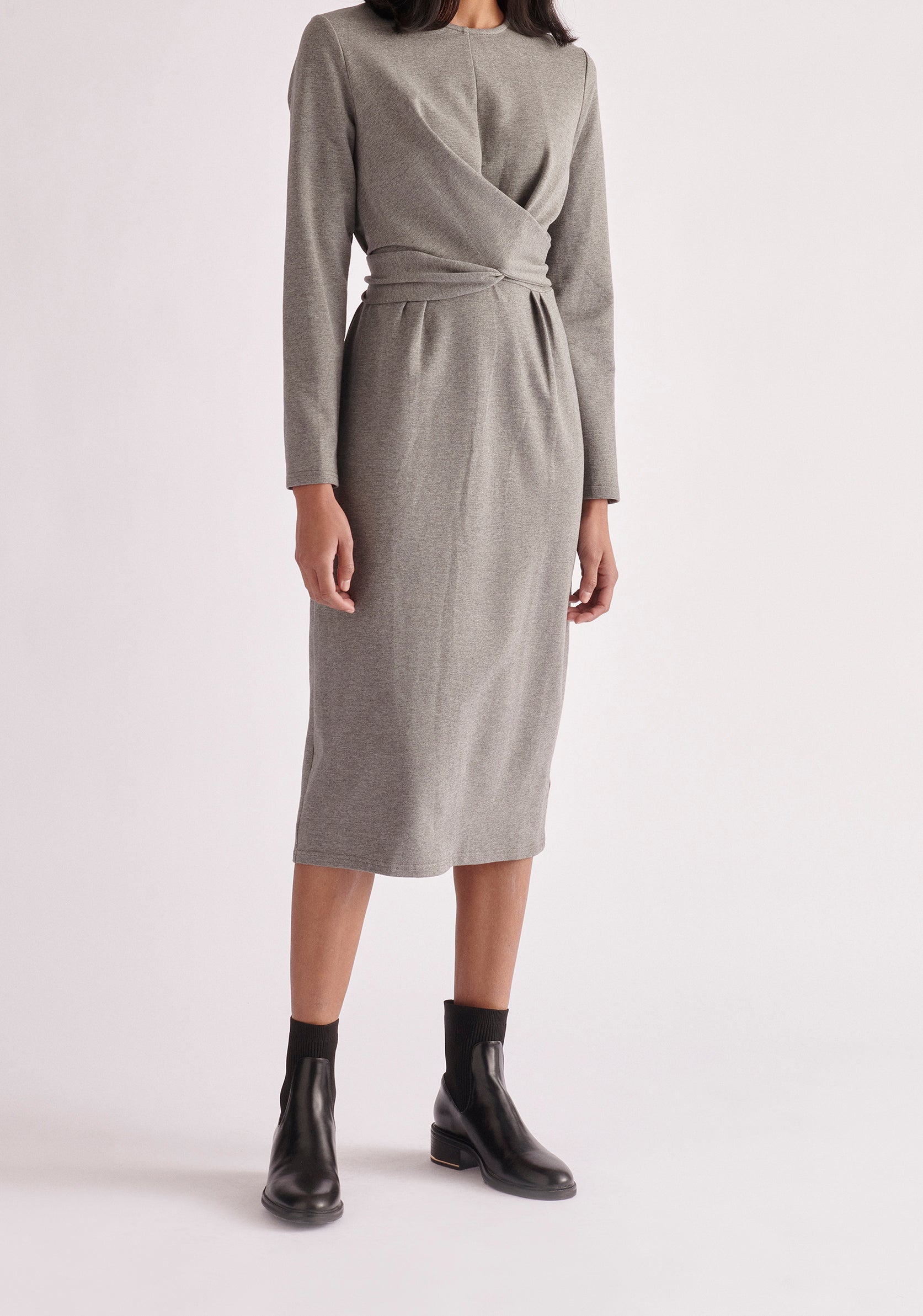 Paisie Midi Jersey Tie Dress in Grey