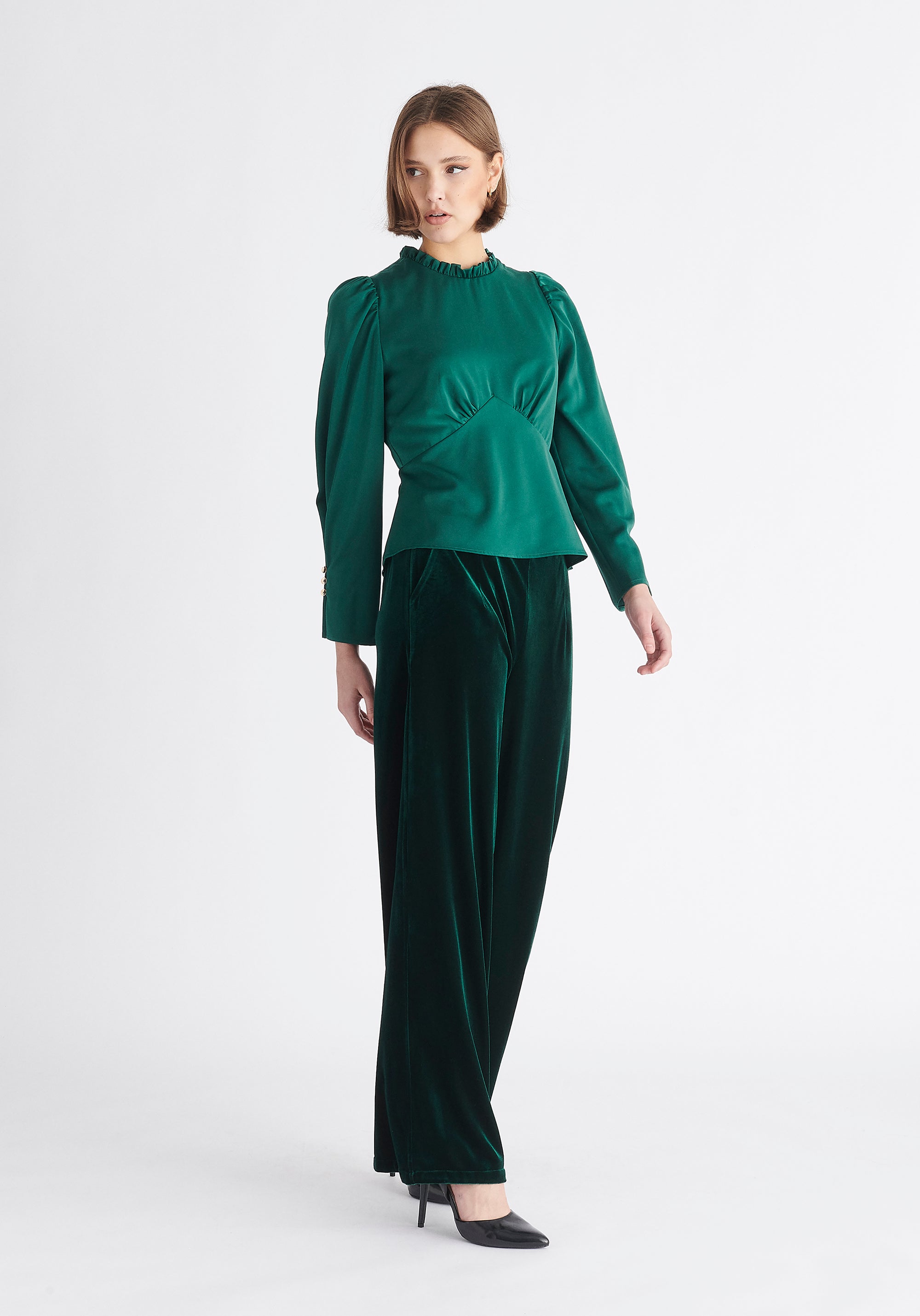 Paisie Pleated Collar Satin Blouse in Green