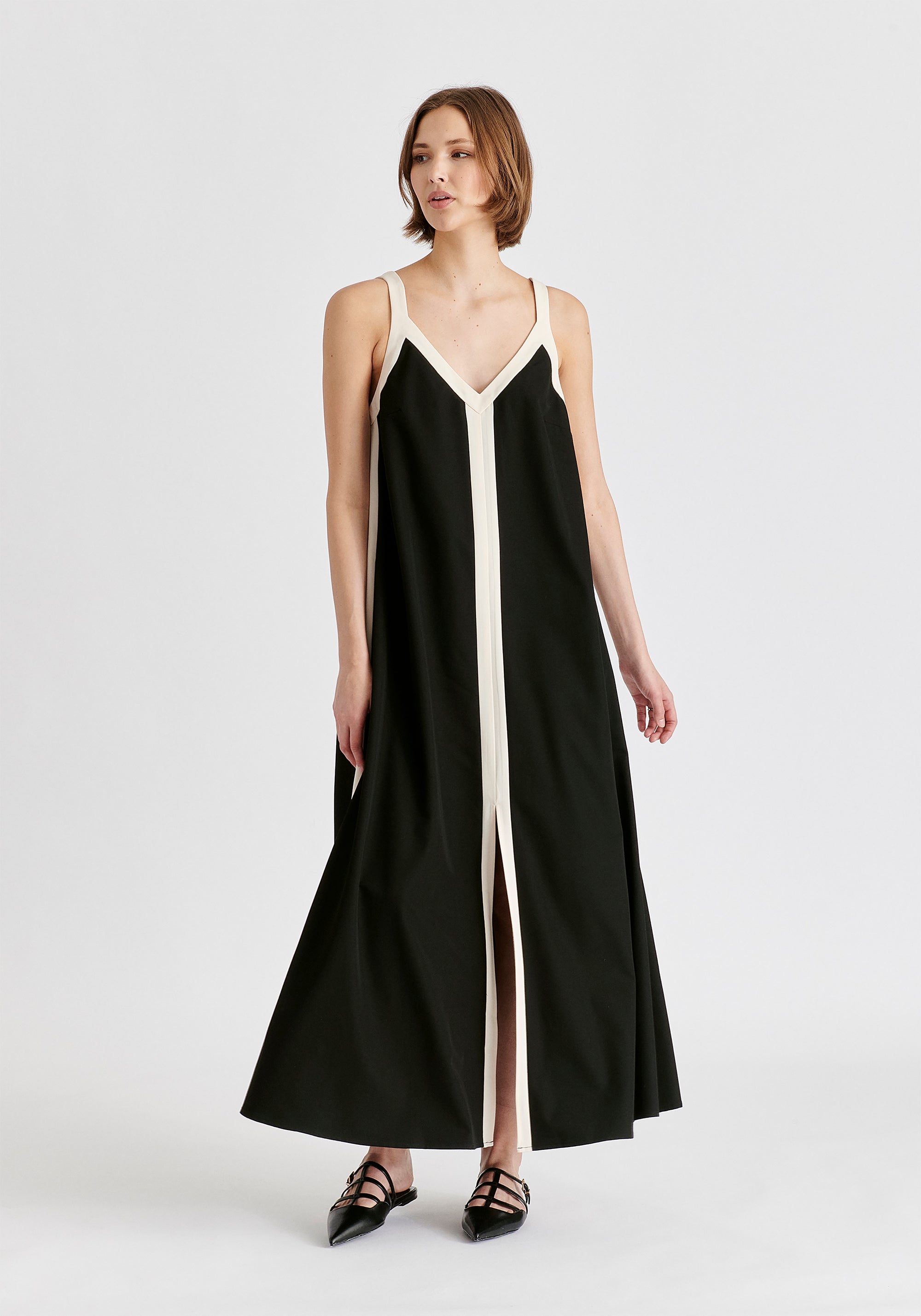 Contrast Trim Midaxi Dress in Black and Beige
