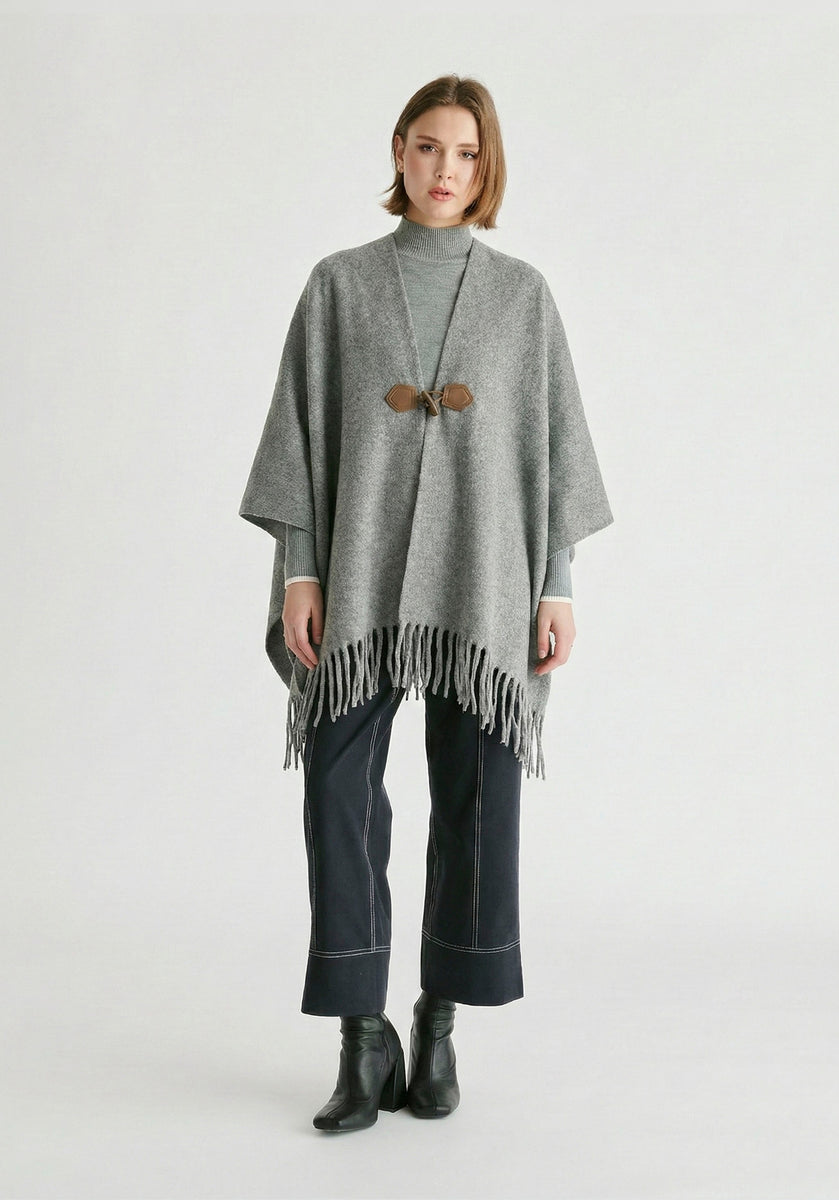 Poncho Scarf With Toggle Closure in Grey | Scarves – Paisie