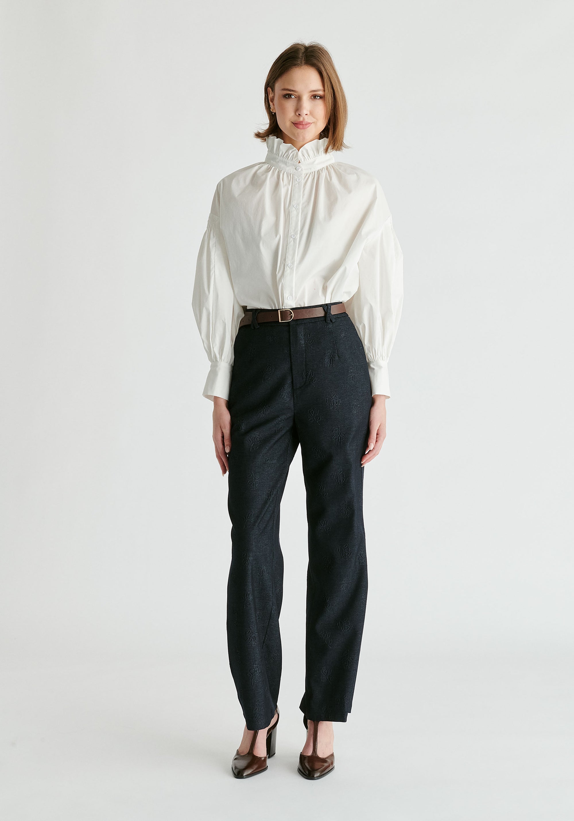 Puff Sleeve Shirt with Ruffled Collar in White Front