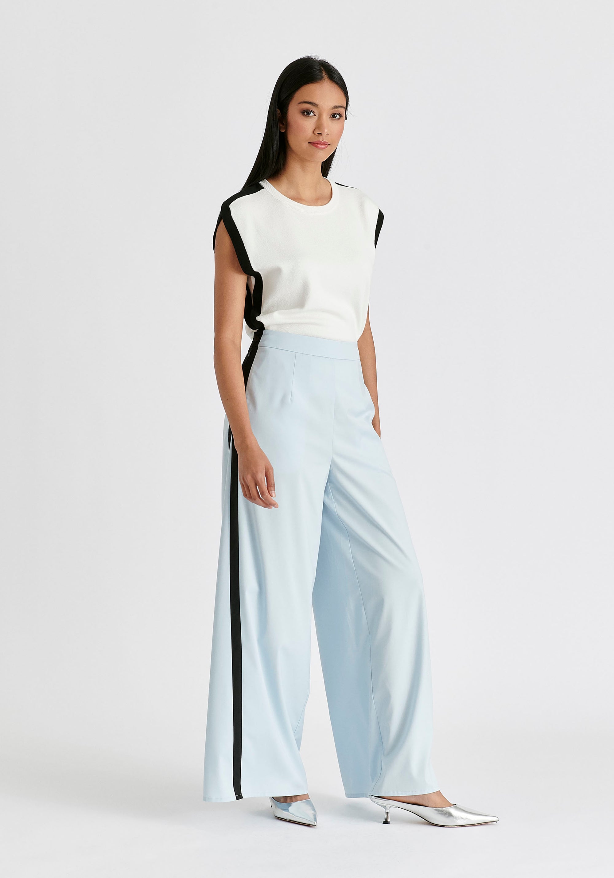 Contrast Trim Wide Leg Trousers in Light Blue and Black Side