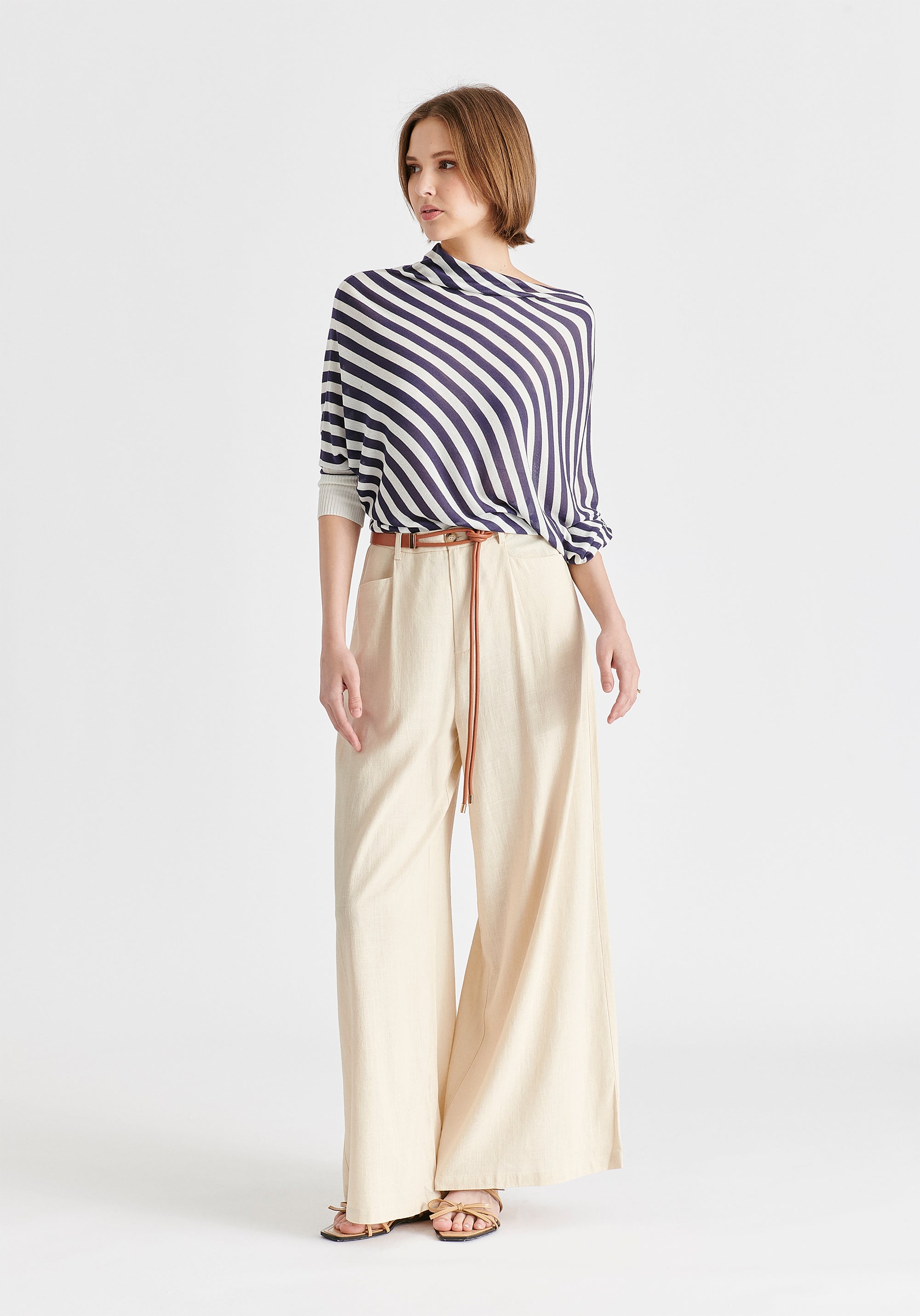 Linen Blend Wide Leg Trousers with Belt in Oatmeal Front