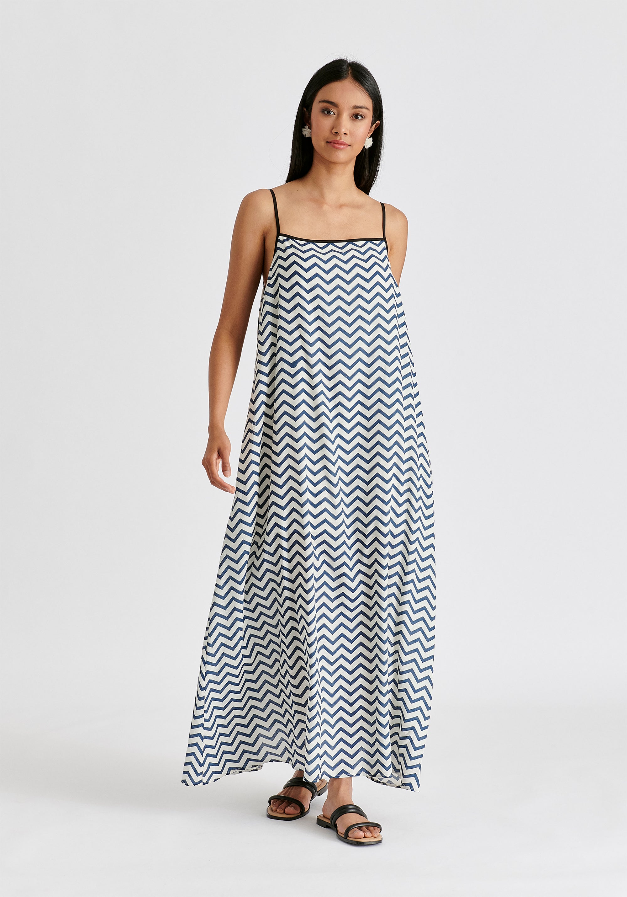 Spaghetti Strap Swing Dress in Zigzag Pattern in White and Blue