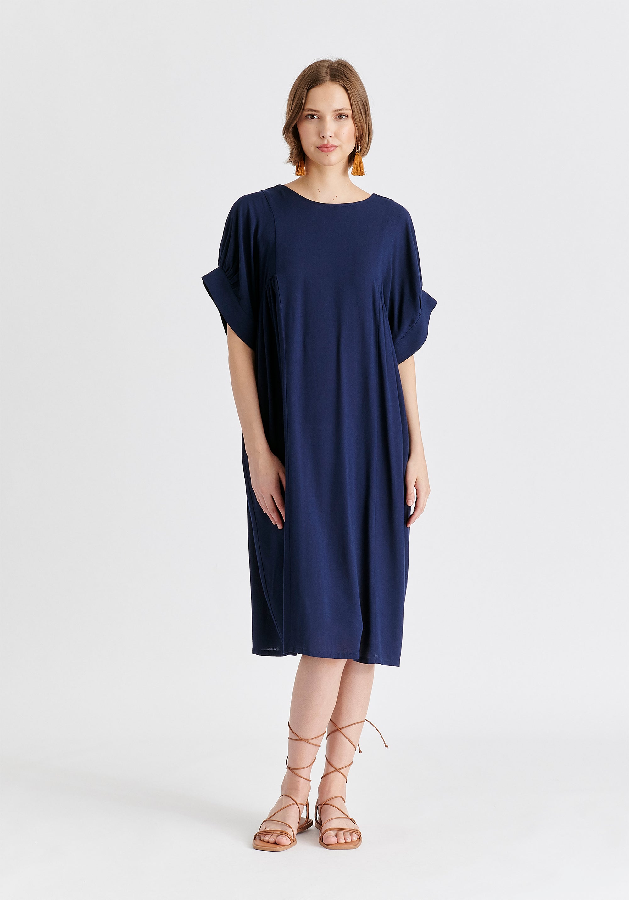 Relaxed Fit Dress with Back Bow Detail in Navy