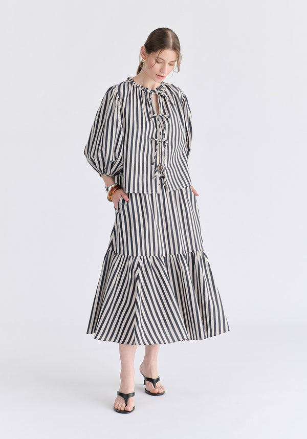 Tie Front Puff Sleeves Blouse