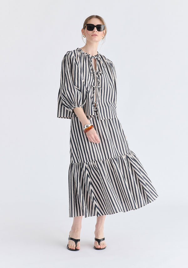 Tie Front Puff Sleeves Blouse