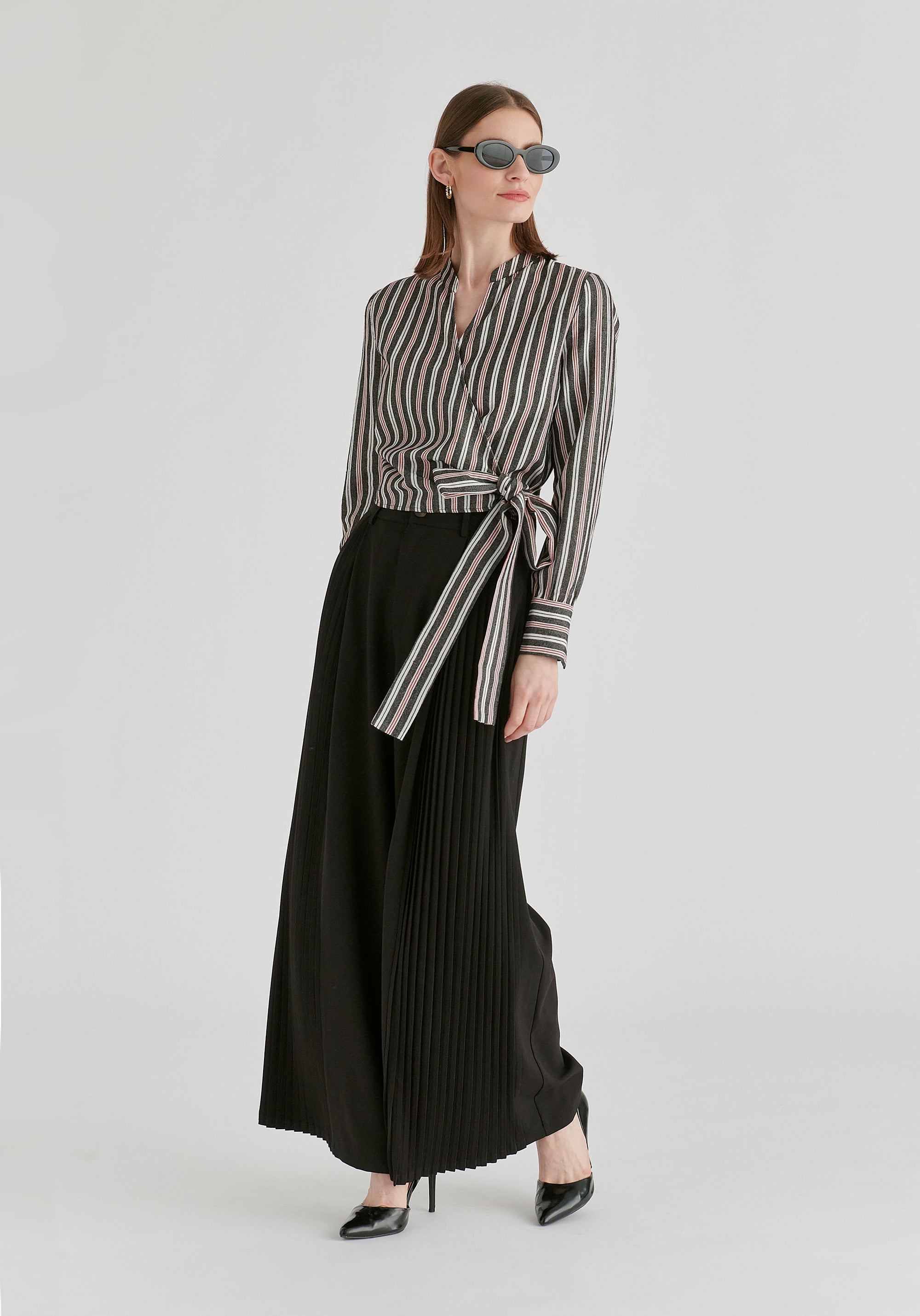 Split Collarless Wrap Top with Side-Tie Waist in Stripes Black Side