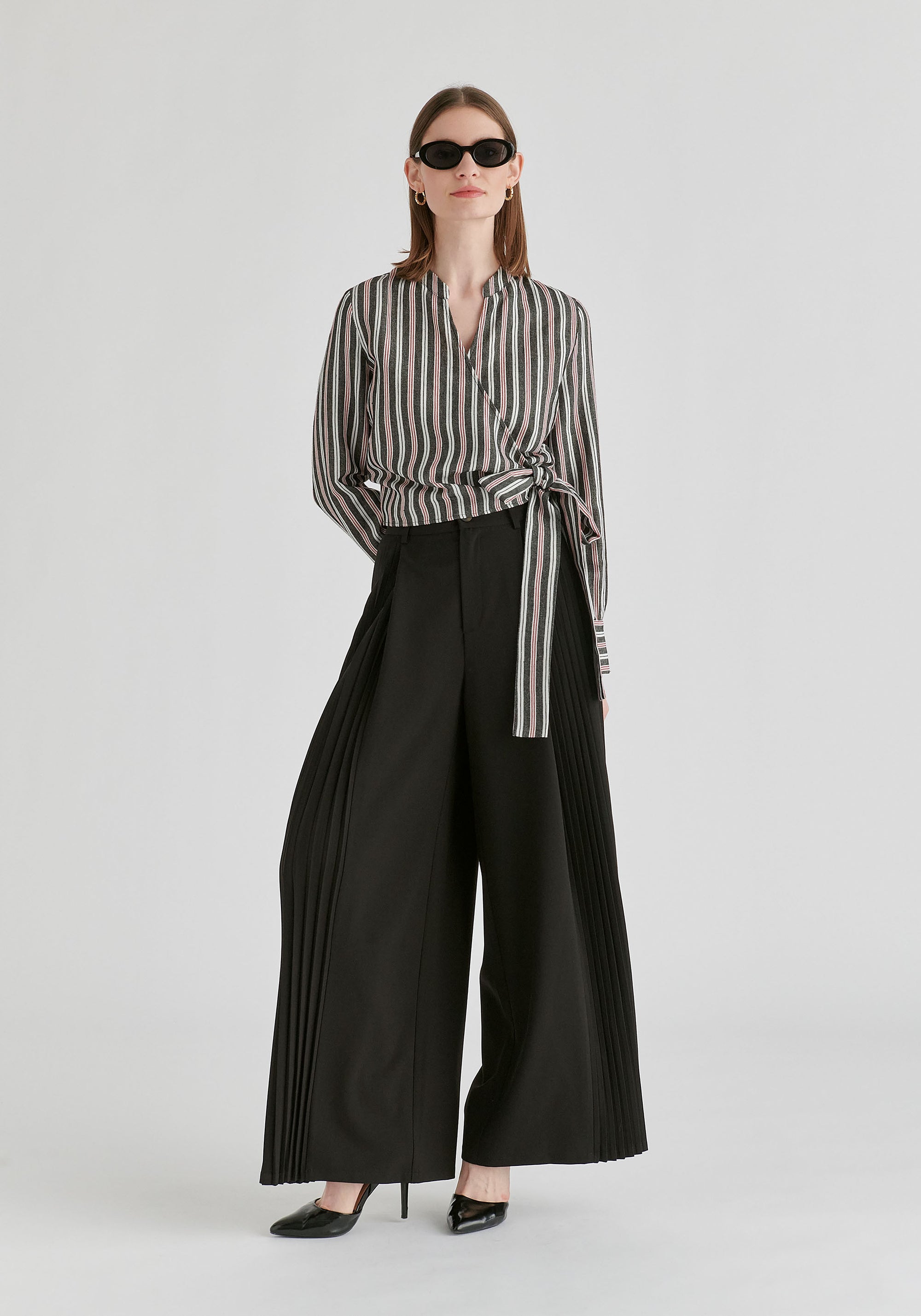 Split Collarless Wrap Top with Side-Tie Waist in Stripes Black Front