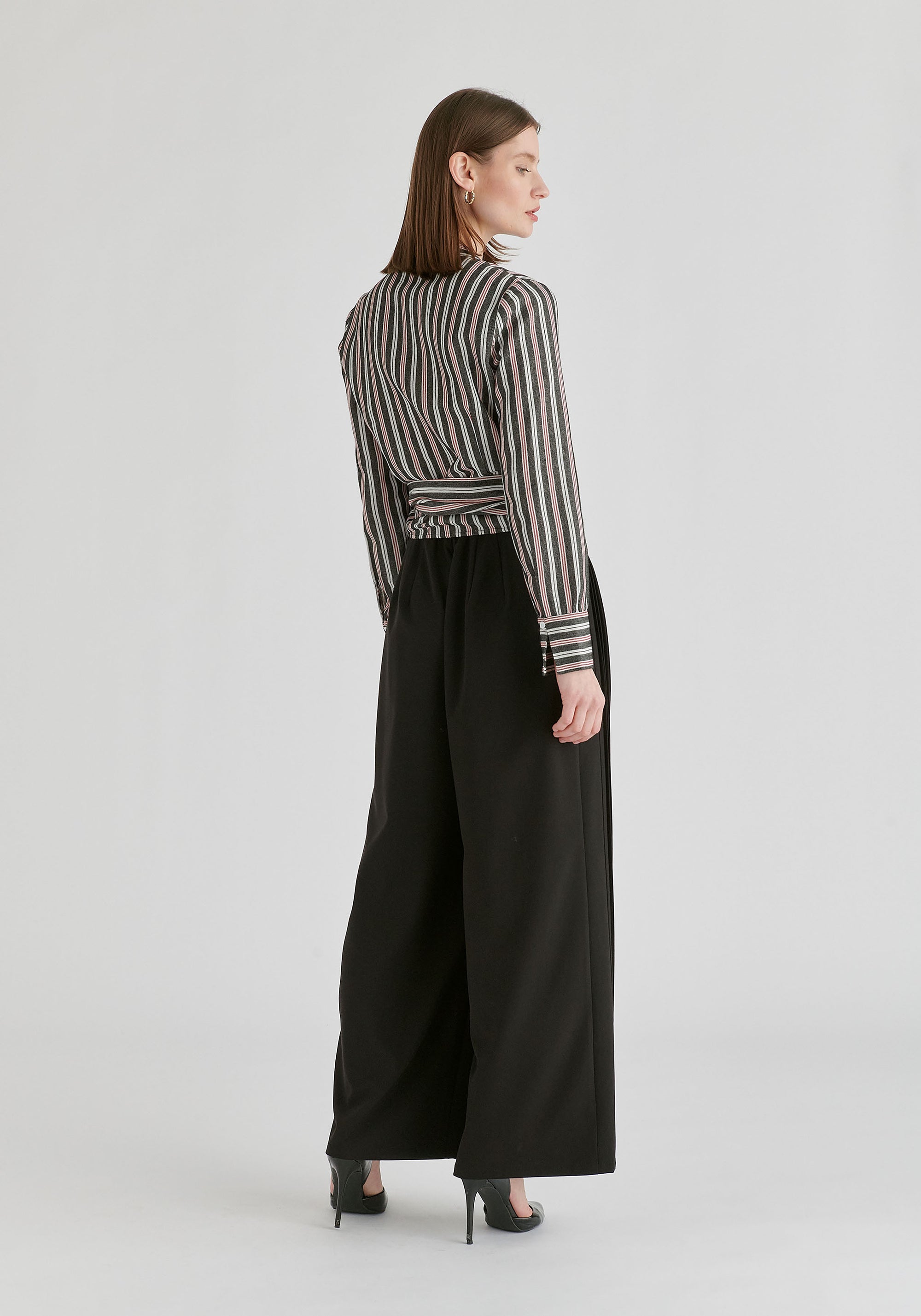 Split Collarless Wrap Top with Side-Tie Waist in Stripes Black Back