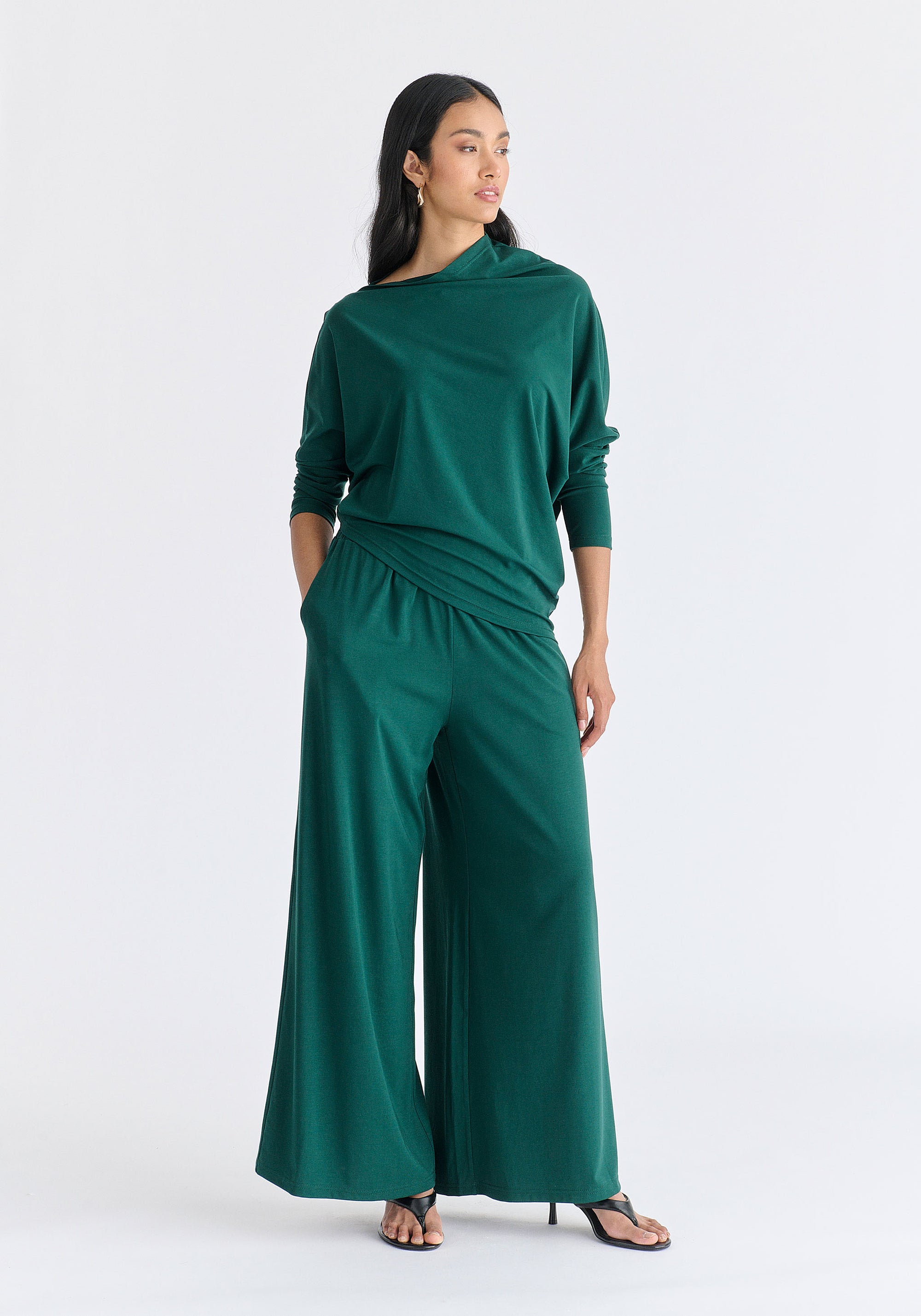 Wide Leg Lyocell Jersey Trousers in Green Side