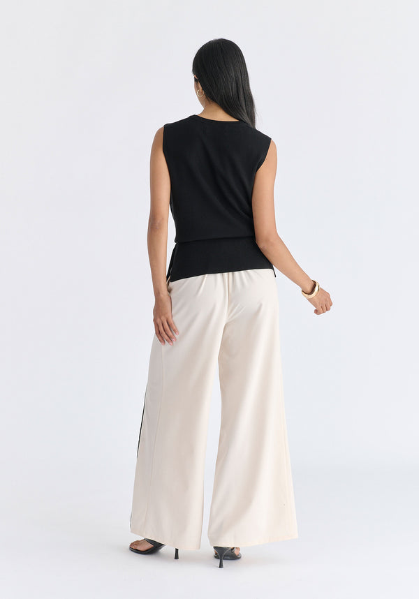 Contrast Detail Wide Leg Trousers