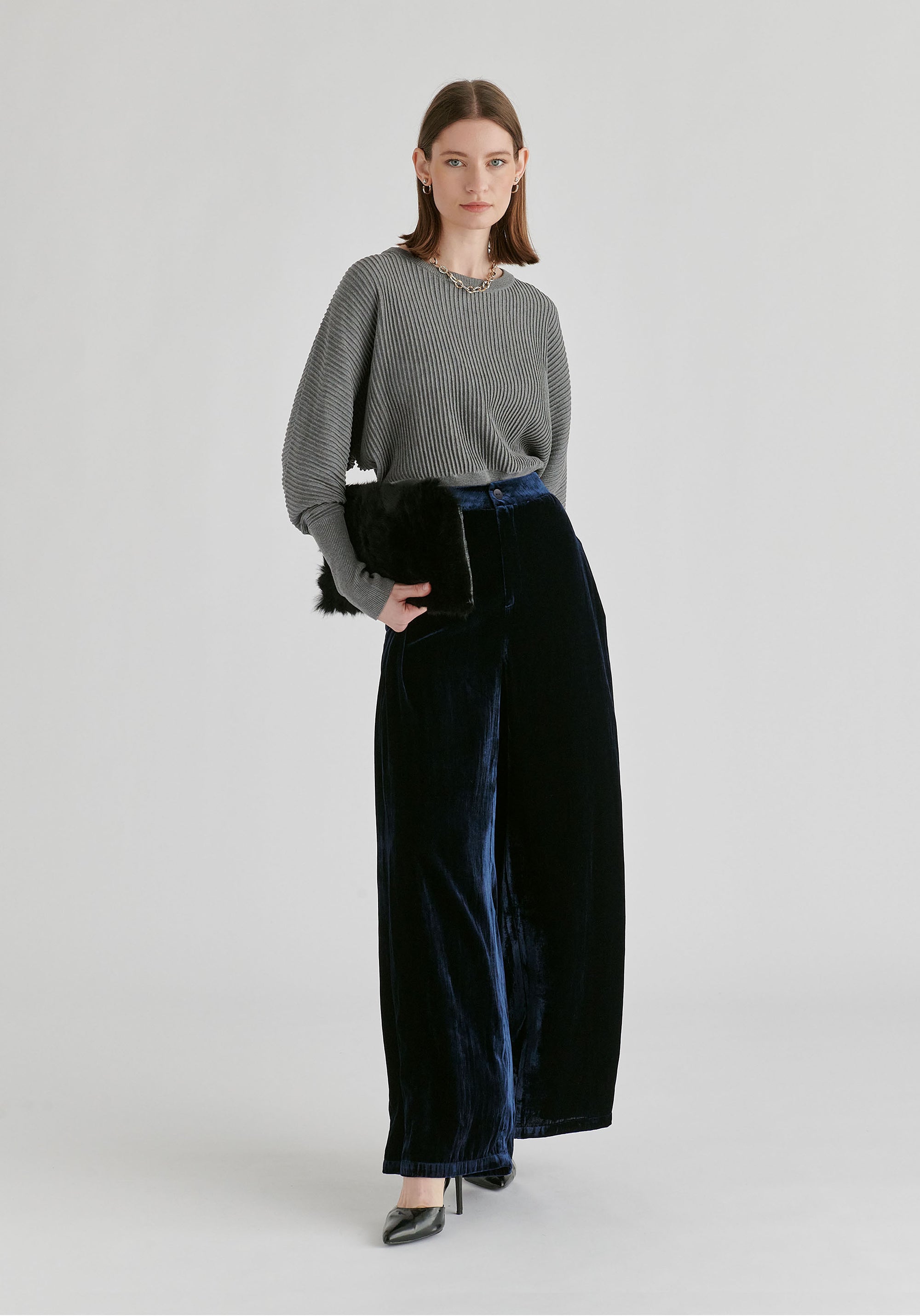 Velvet Wide-Leg Trousers with Separate Elastic Ankle Bands in Navy Front