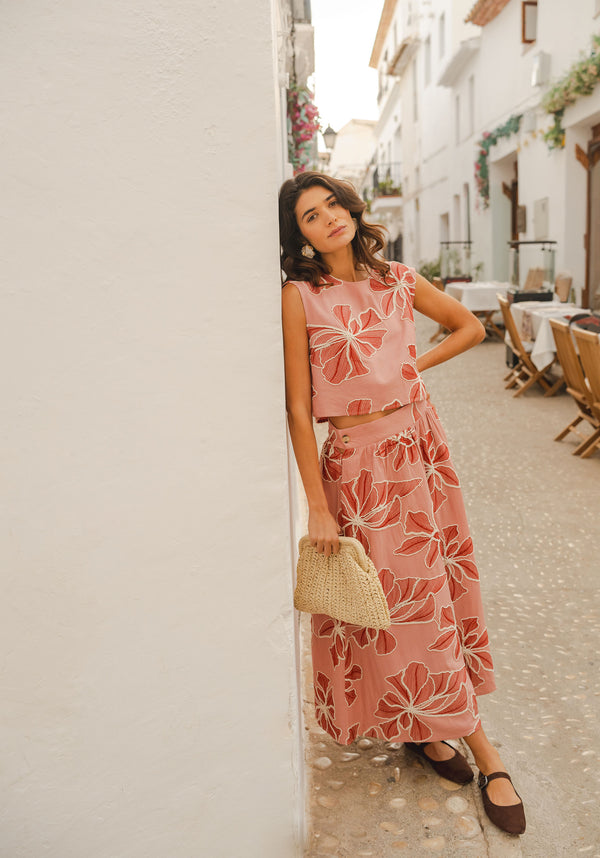 Floral Embroidered Cropped Top in Pink