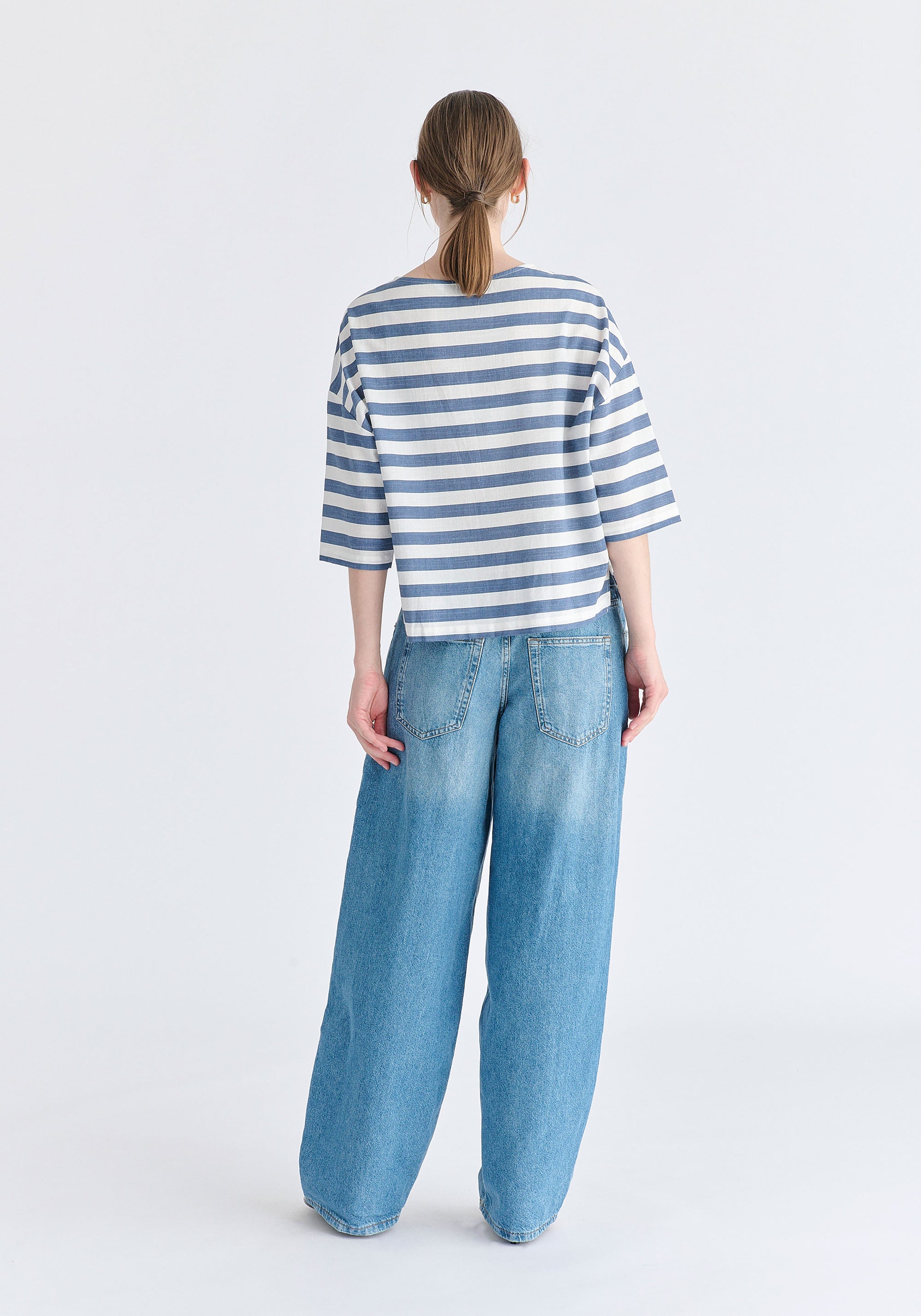 Side Splits Detail Relaxed Top in Blue and White Back