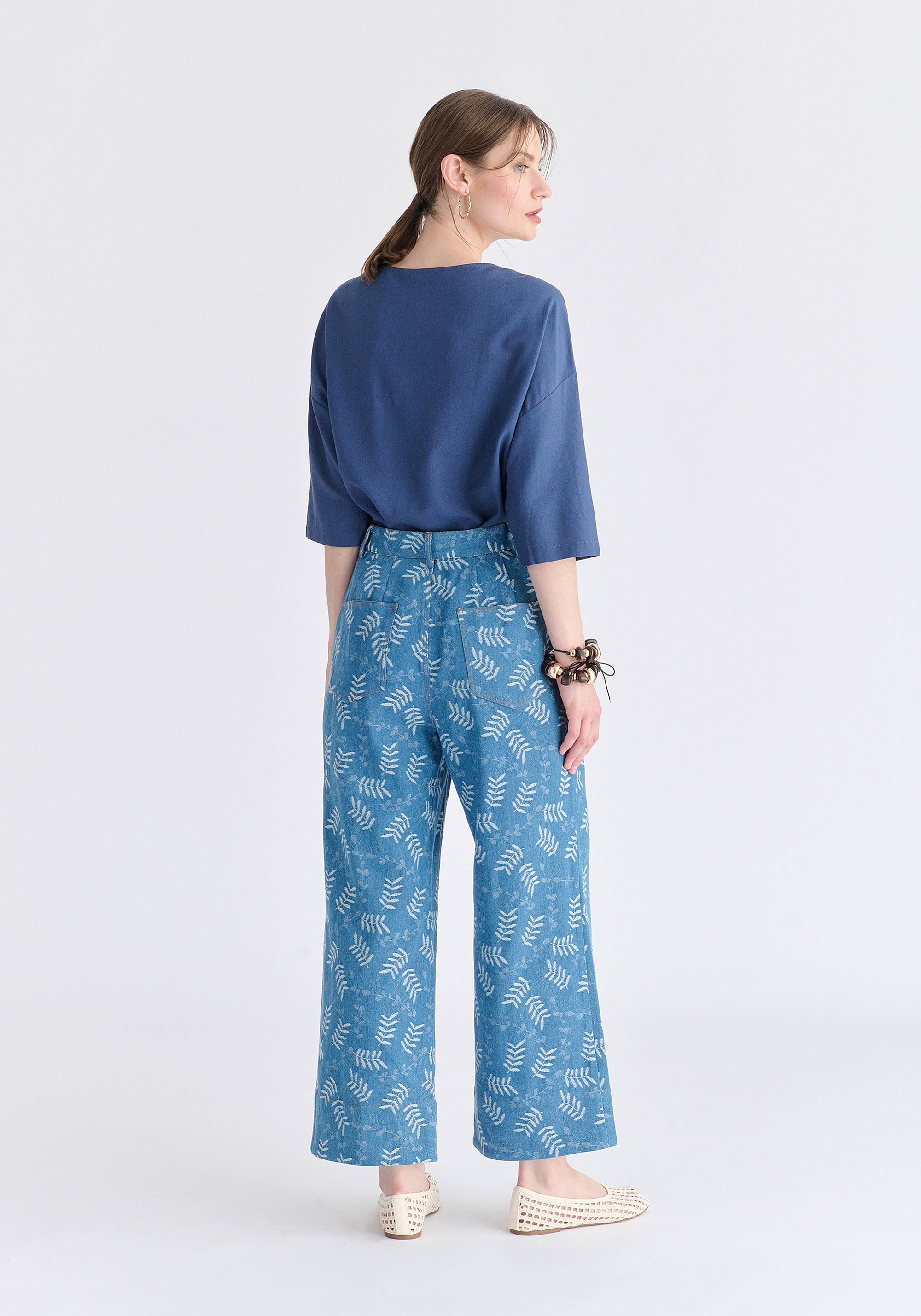 Side Splits Detail Relaxed Top in Blue Back