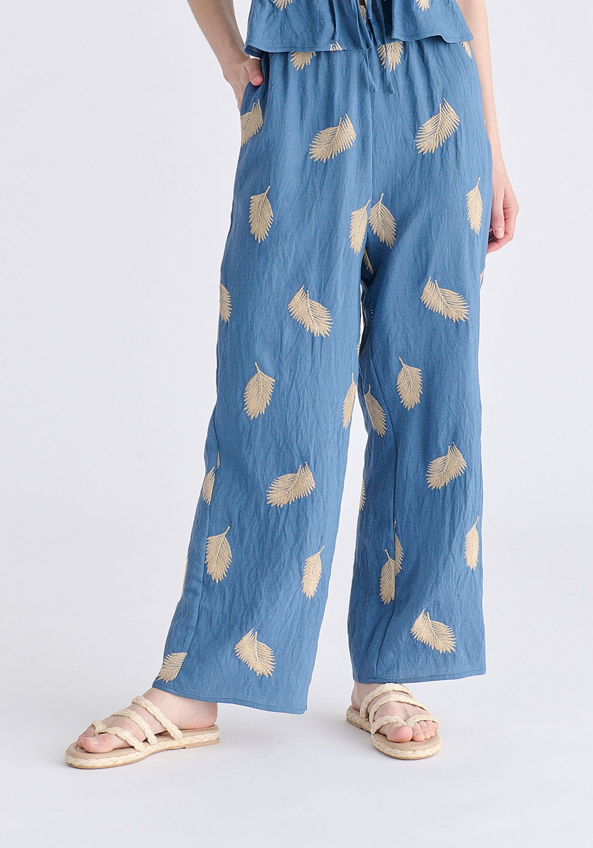 Leaf Embroidered Trousers