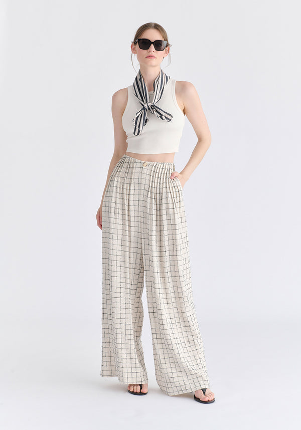 Front Pleats Detail Wide Leg Trousers in Oatmeal and Black Front