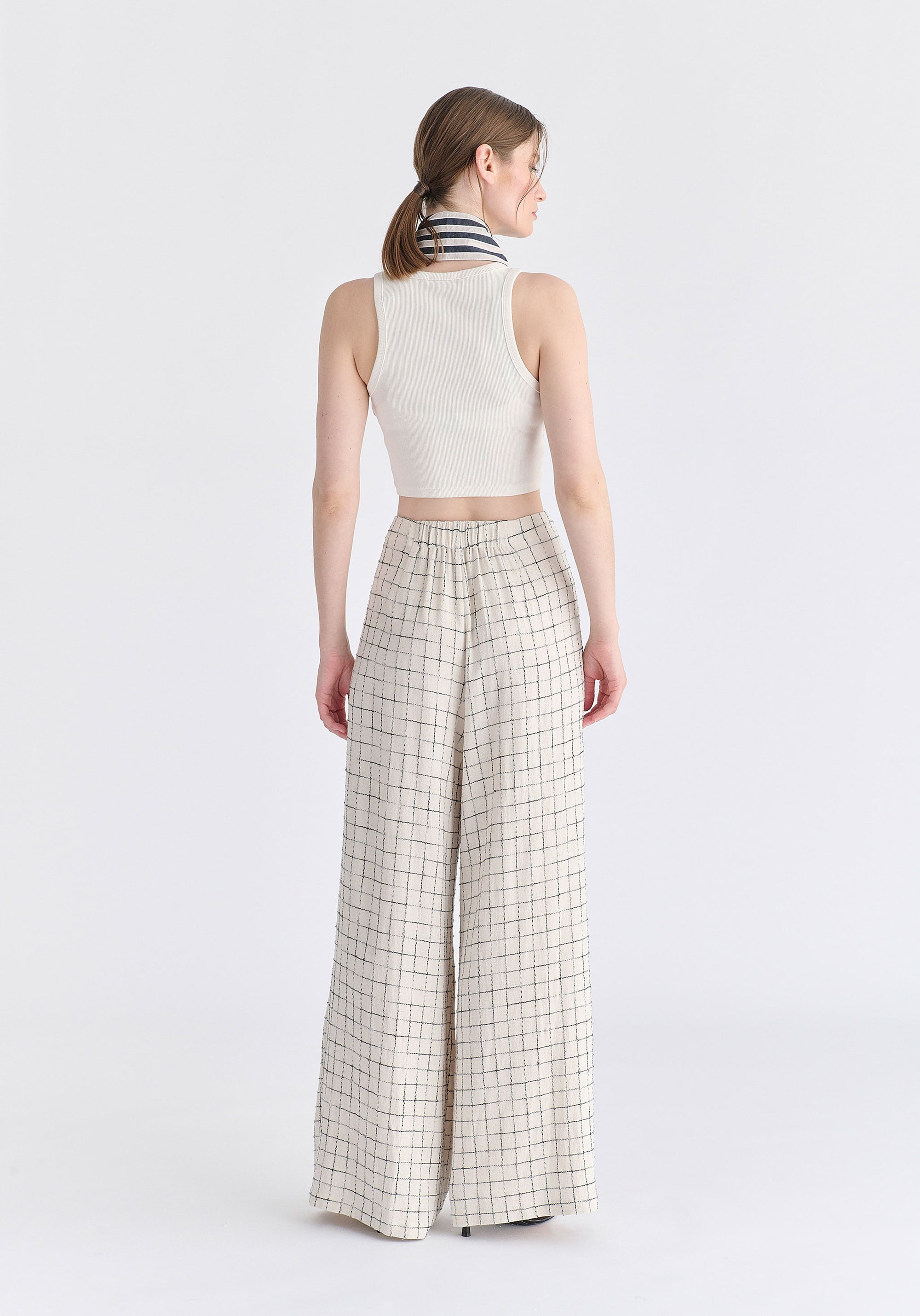 Front Pleats Detail Wide Leg Trousers in Oatmeal and Black Back