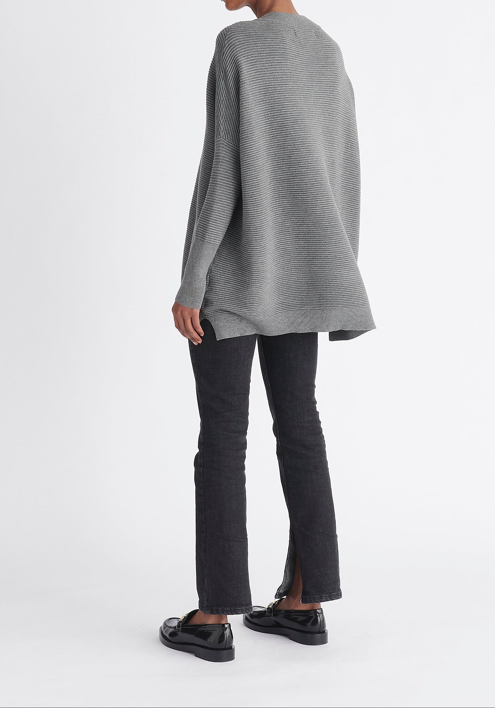 Paisie V-Neck Ribbed Jumper in Grey Back