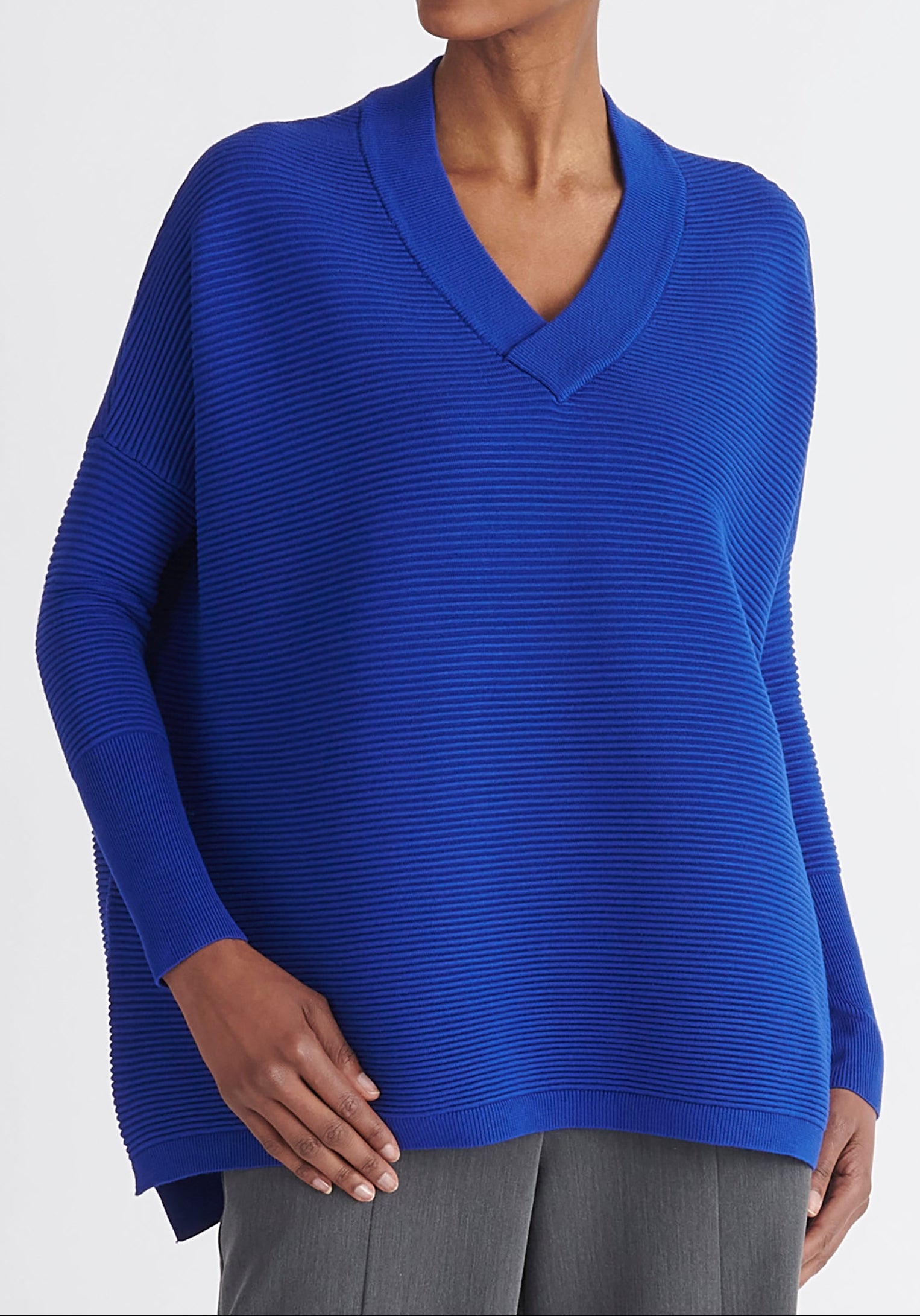 Paisie V-Neck Ribbed Jumper in Royal Blue