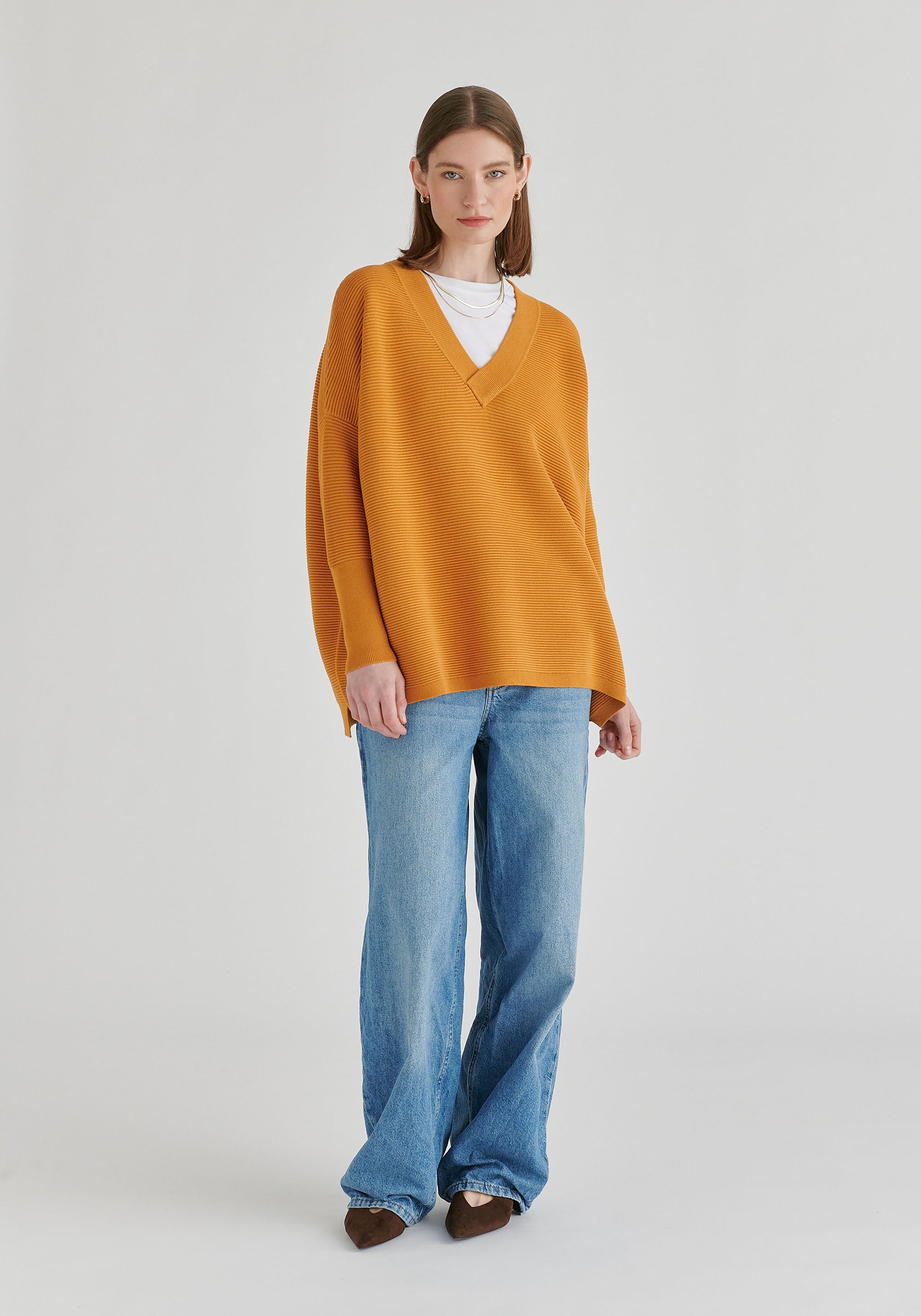 Paisie V-Neck Ribbed Jumper