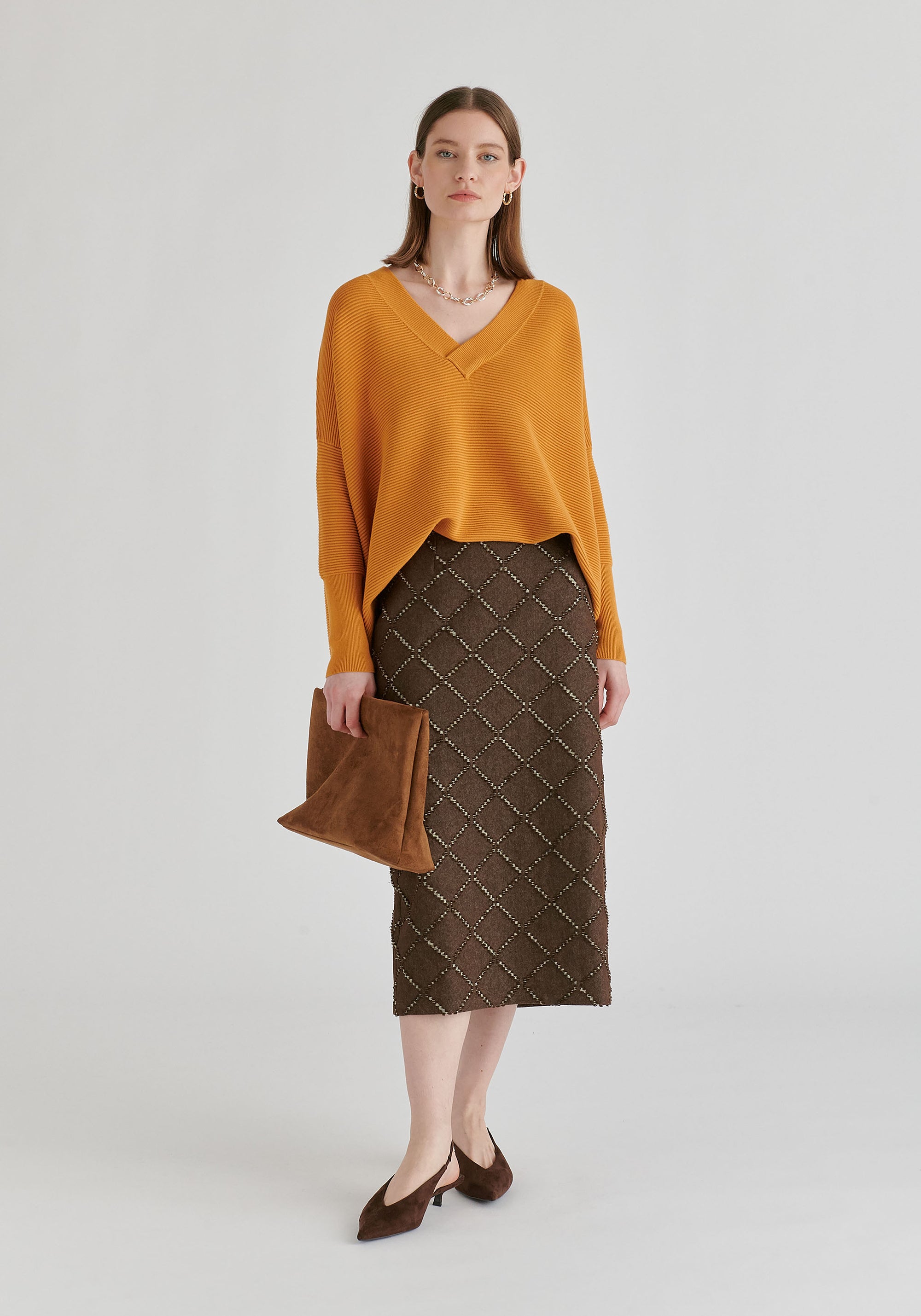Paisie V-Neck Ribbed Jumper