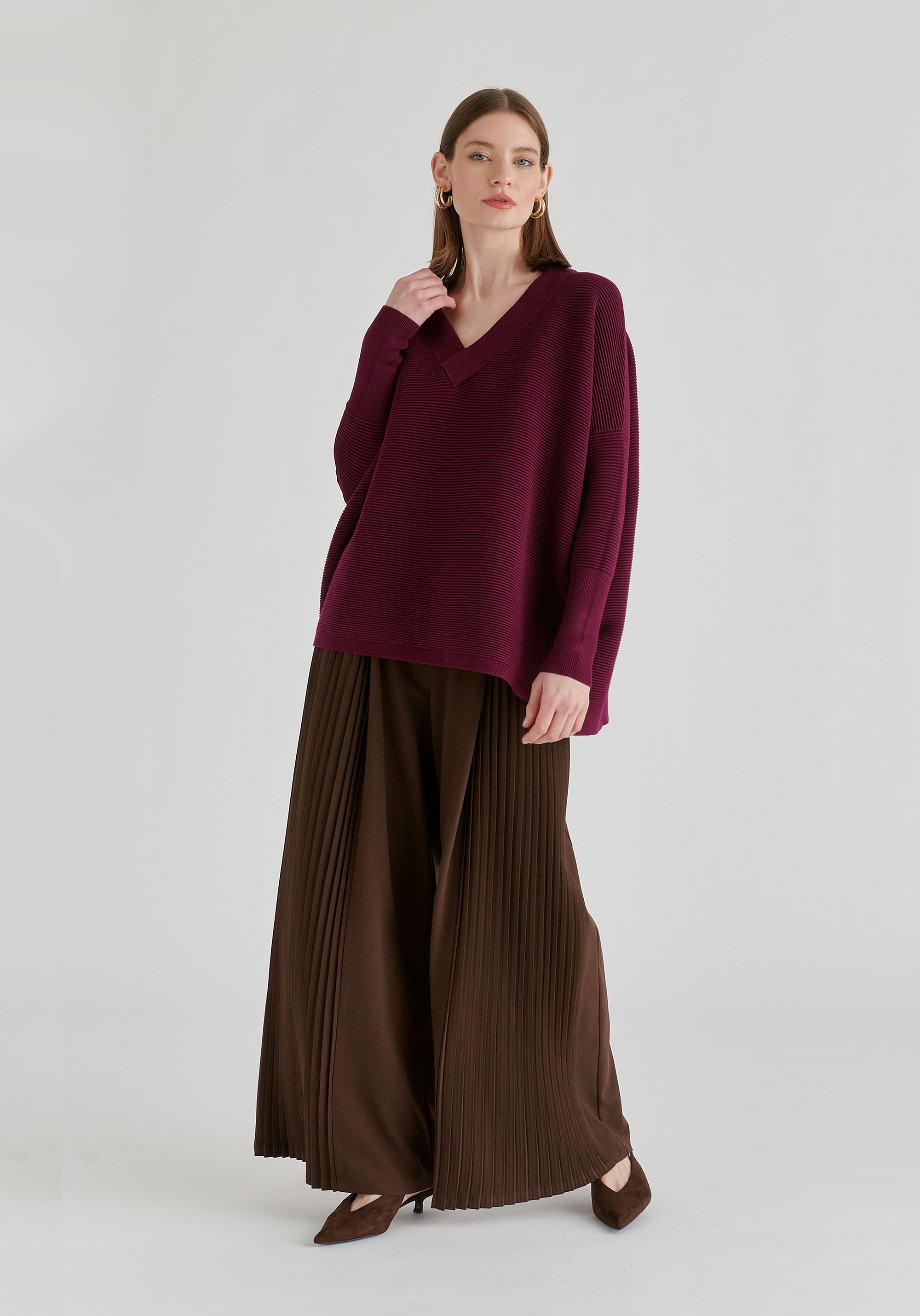 Paisie V-Neck Ribbed Jumper