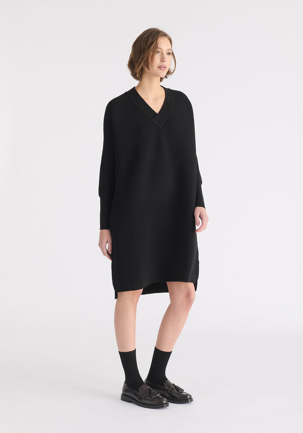 Paisie V-Neck Ribbed Jumper Dress in Black