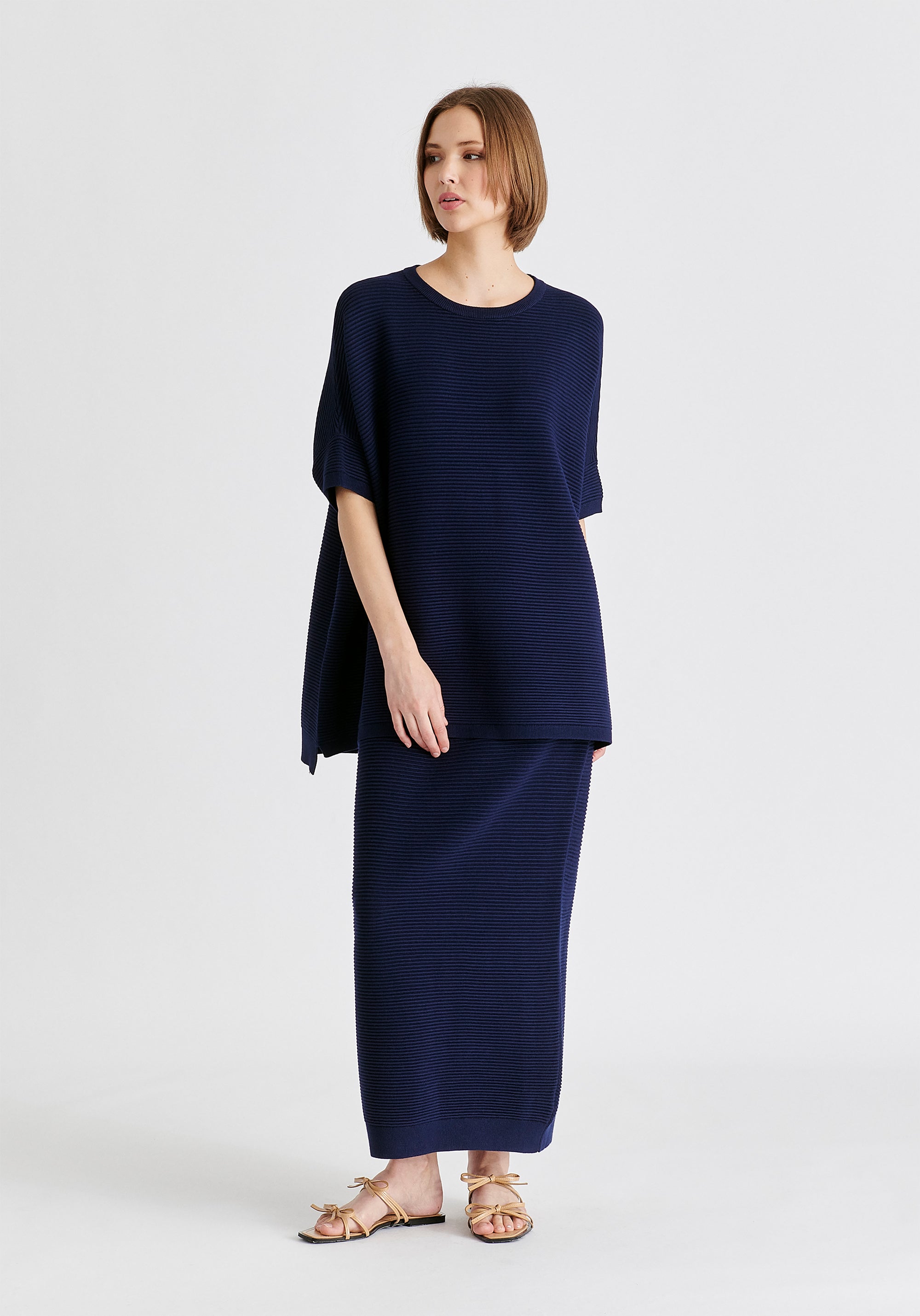 Paisie Short Sleeve Ribbed Jumper In Navy Front