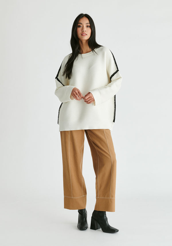 Ribbed Jumper with Contrasting Embroidery in White Front