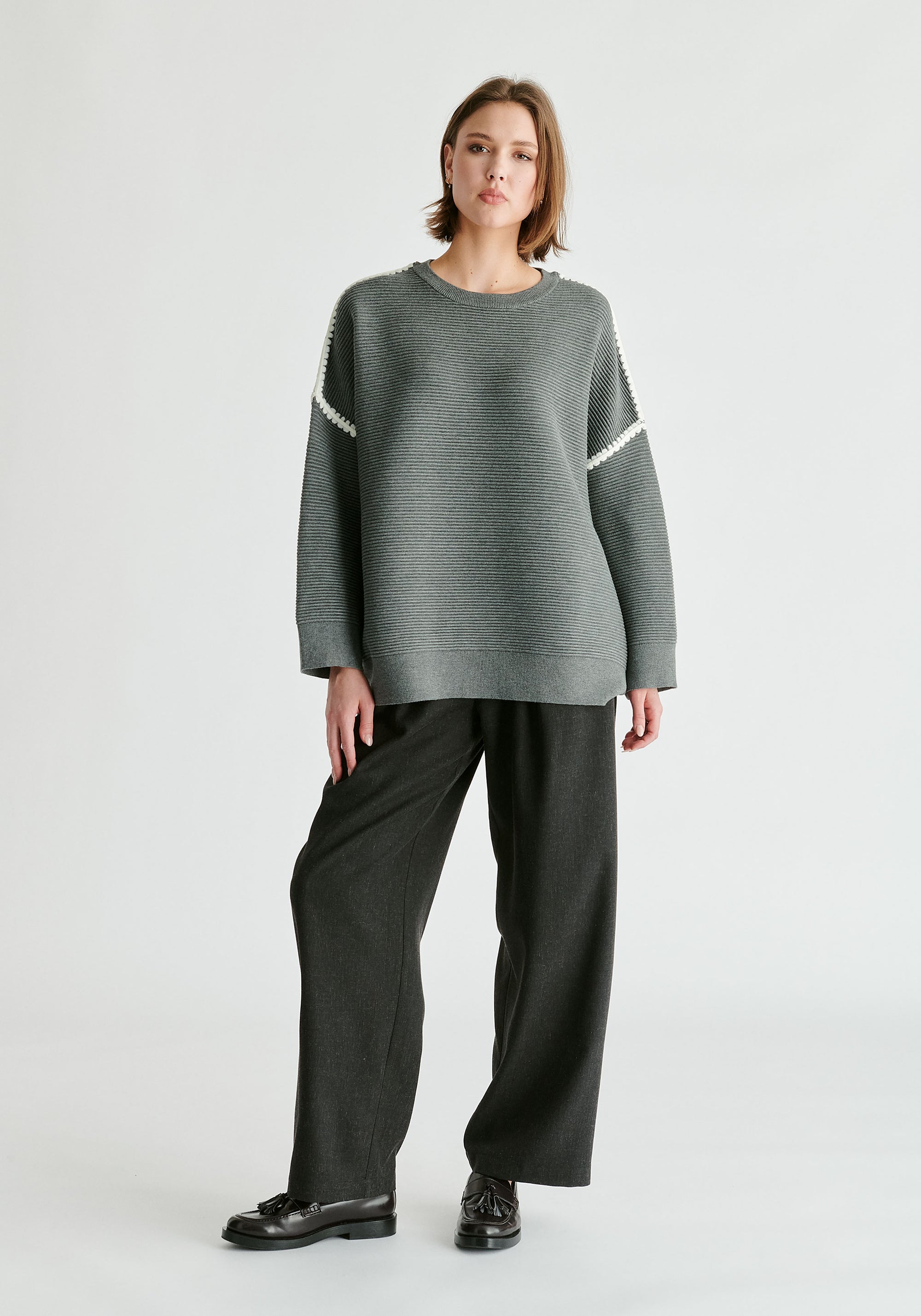 Ribbed Jumper with Contrasting Embroidery in Grey