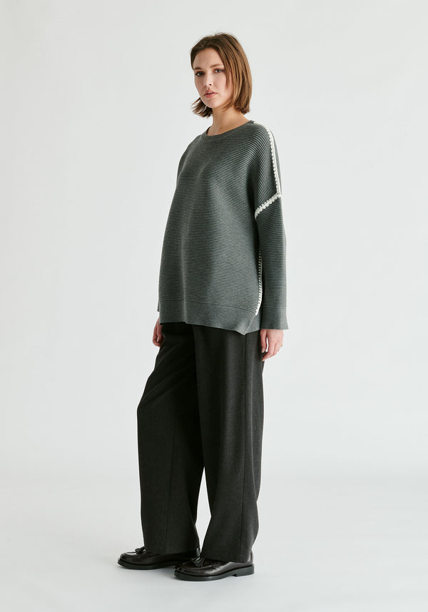 Ribbed Jumper with Contrasting Embroidery in Grey Side