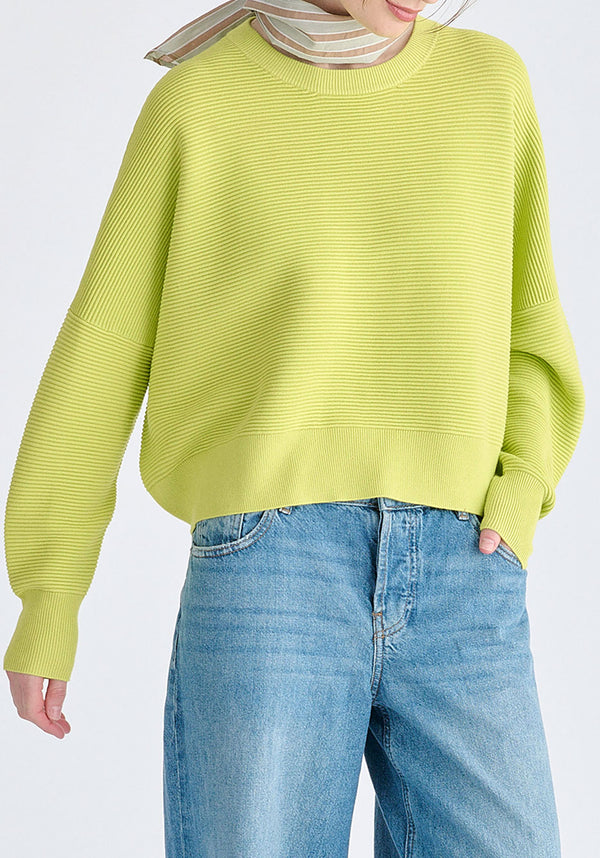 Cropped Ribbed Jumper in Lime Closeup