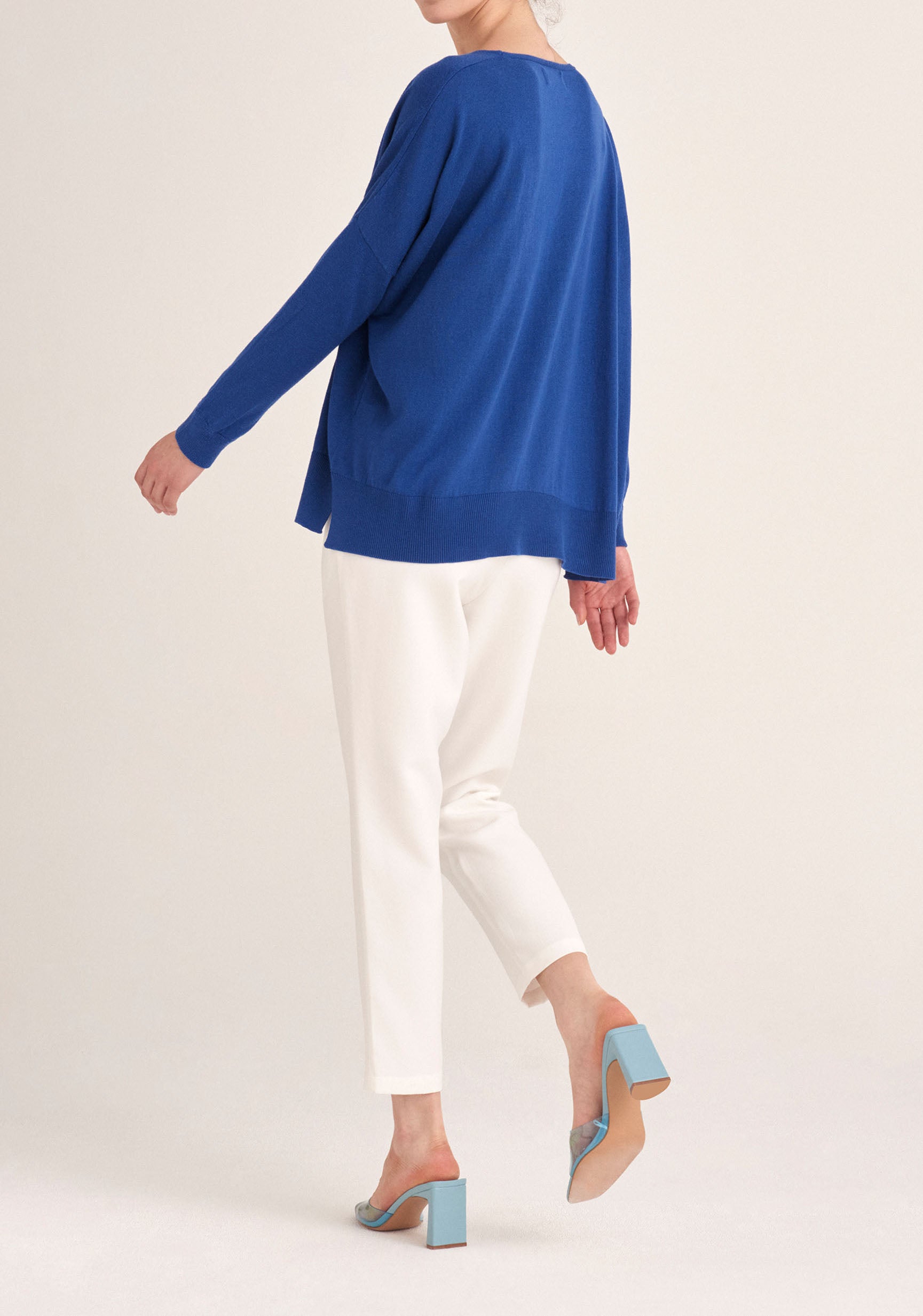 Paisie Knitted Oversized V-neck Top in Blue Back